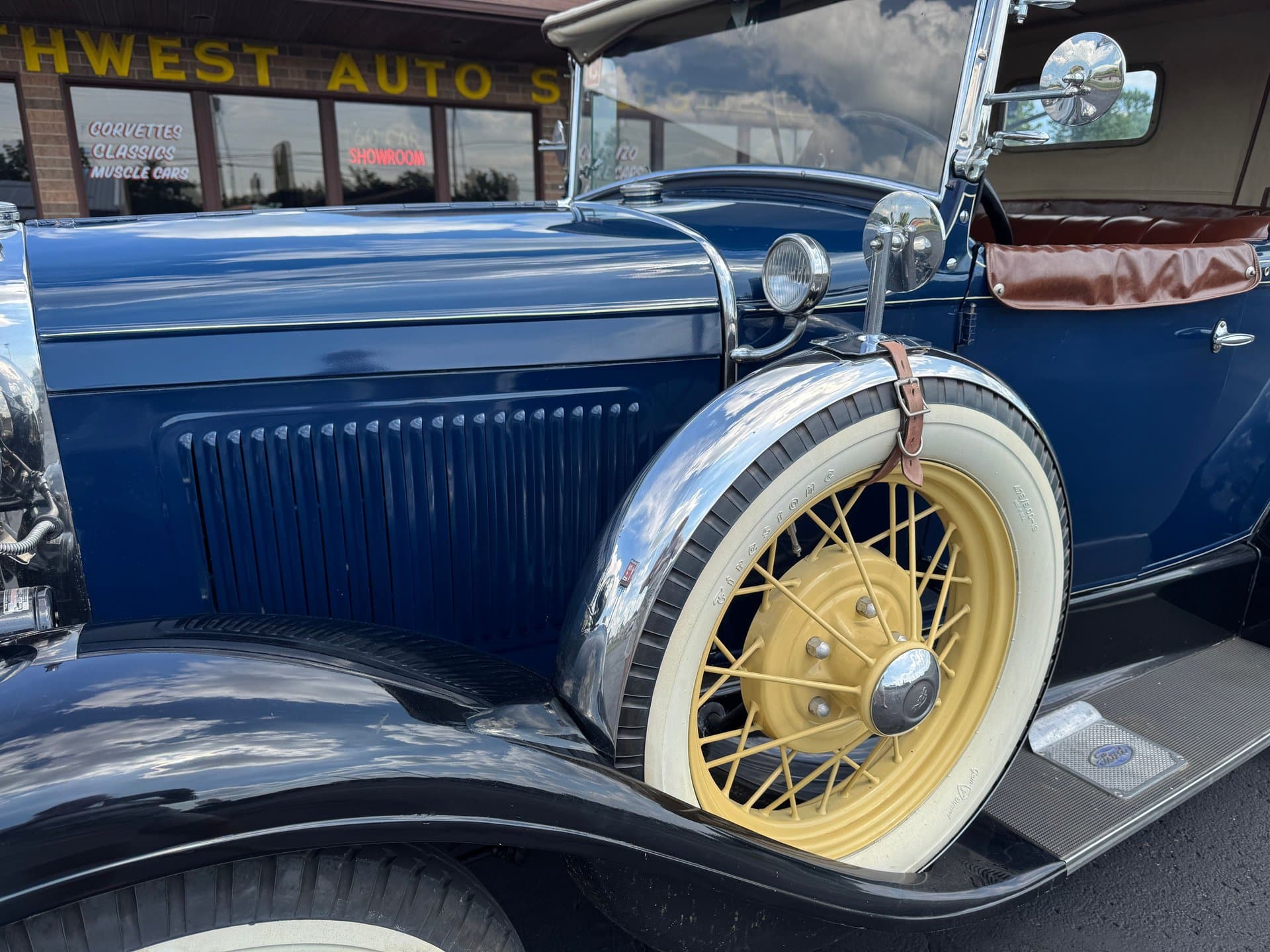 1930 Ford Model A thumbnail 5