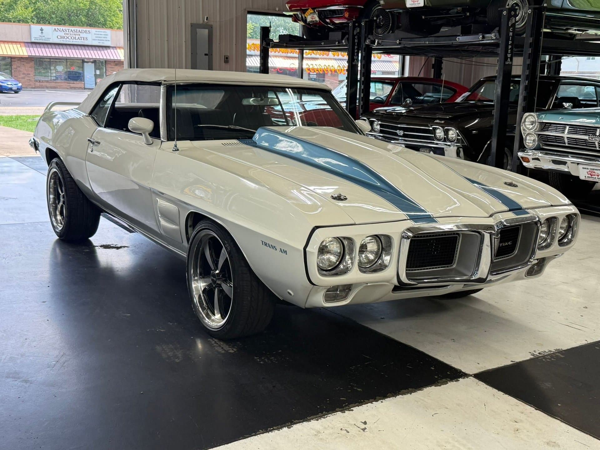 1969 Pontiac Trans Am — photo 1