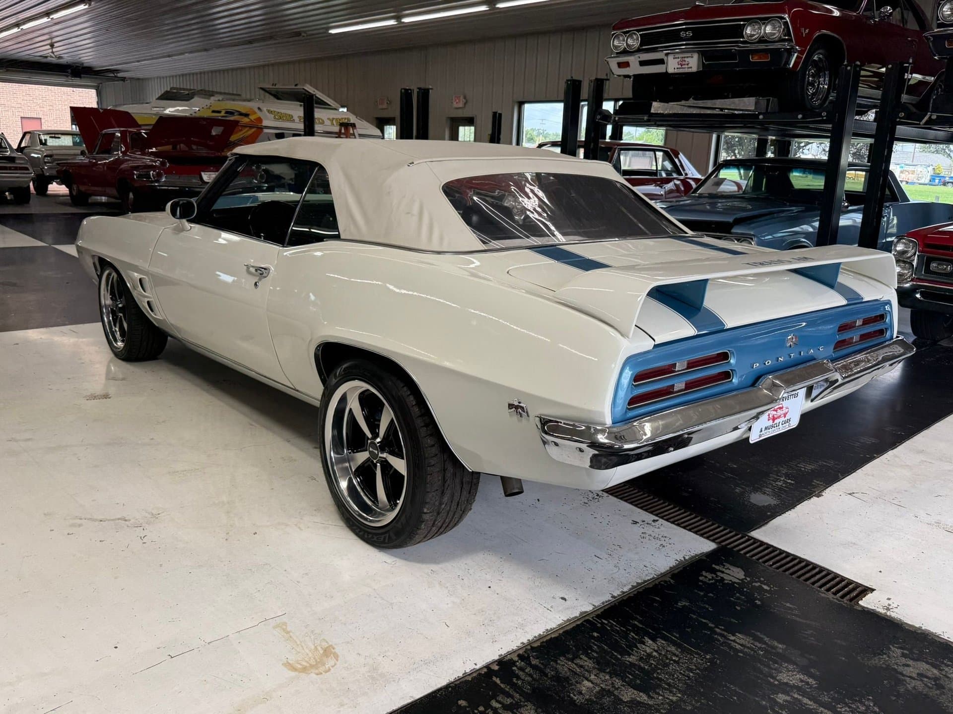 1969 Pontiac Trans Am thumbnail 7