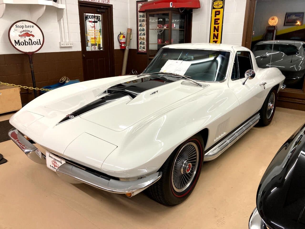 1967 Chevrolet Corvette thumbnail 3