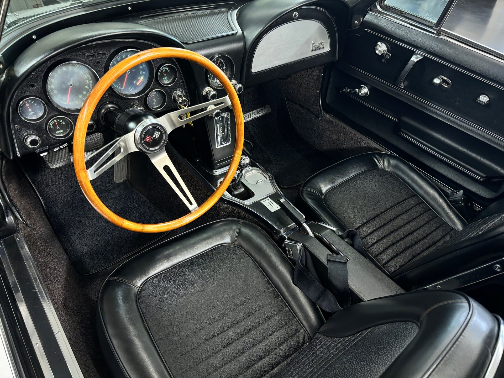 1967 Chevrolet Corvette thumbnail 24