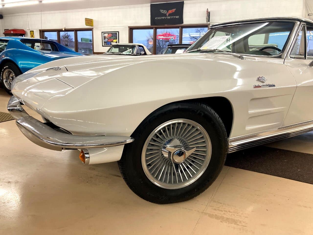 1964 Chevrolet Corvette Stingray thumbnail 12