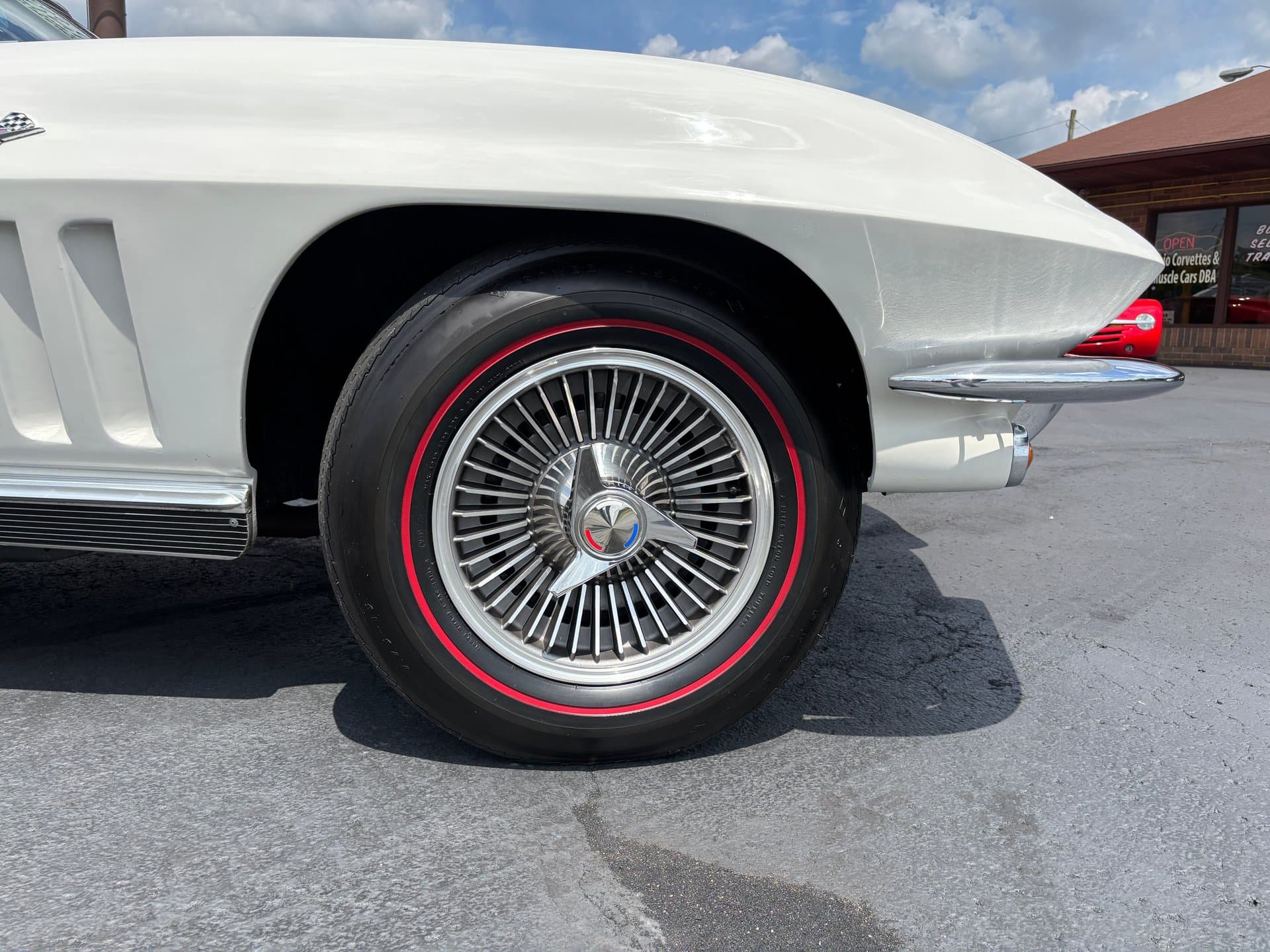 1966 Chevrolet Corvette Stingray thumbnail 3