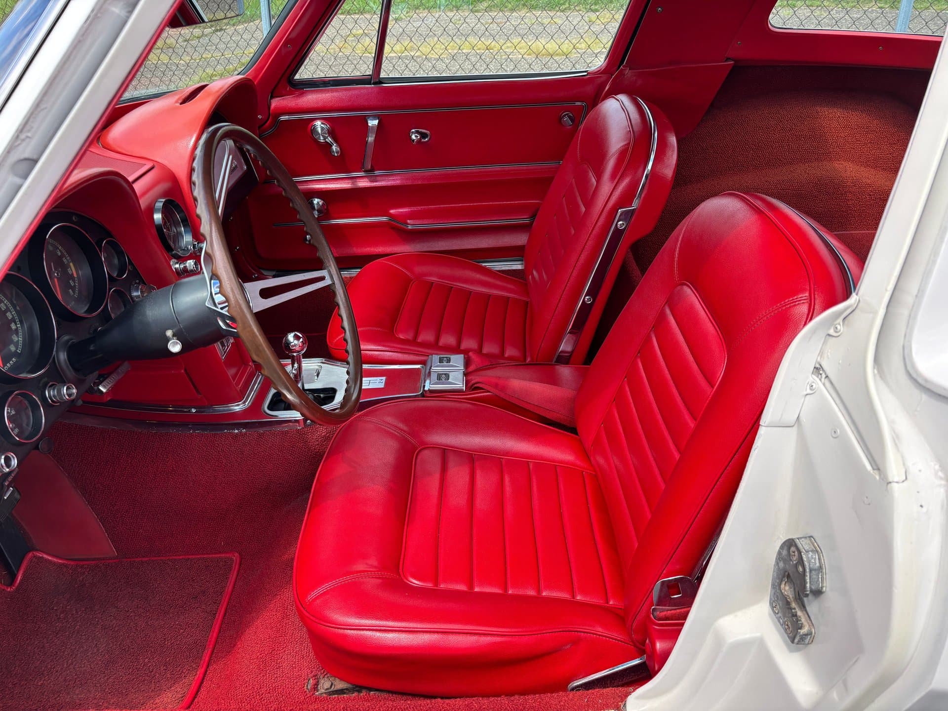 1966 Chevrolet Corvette Stingray thumbnail 10