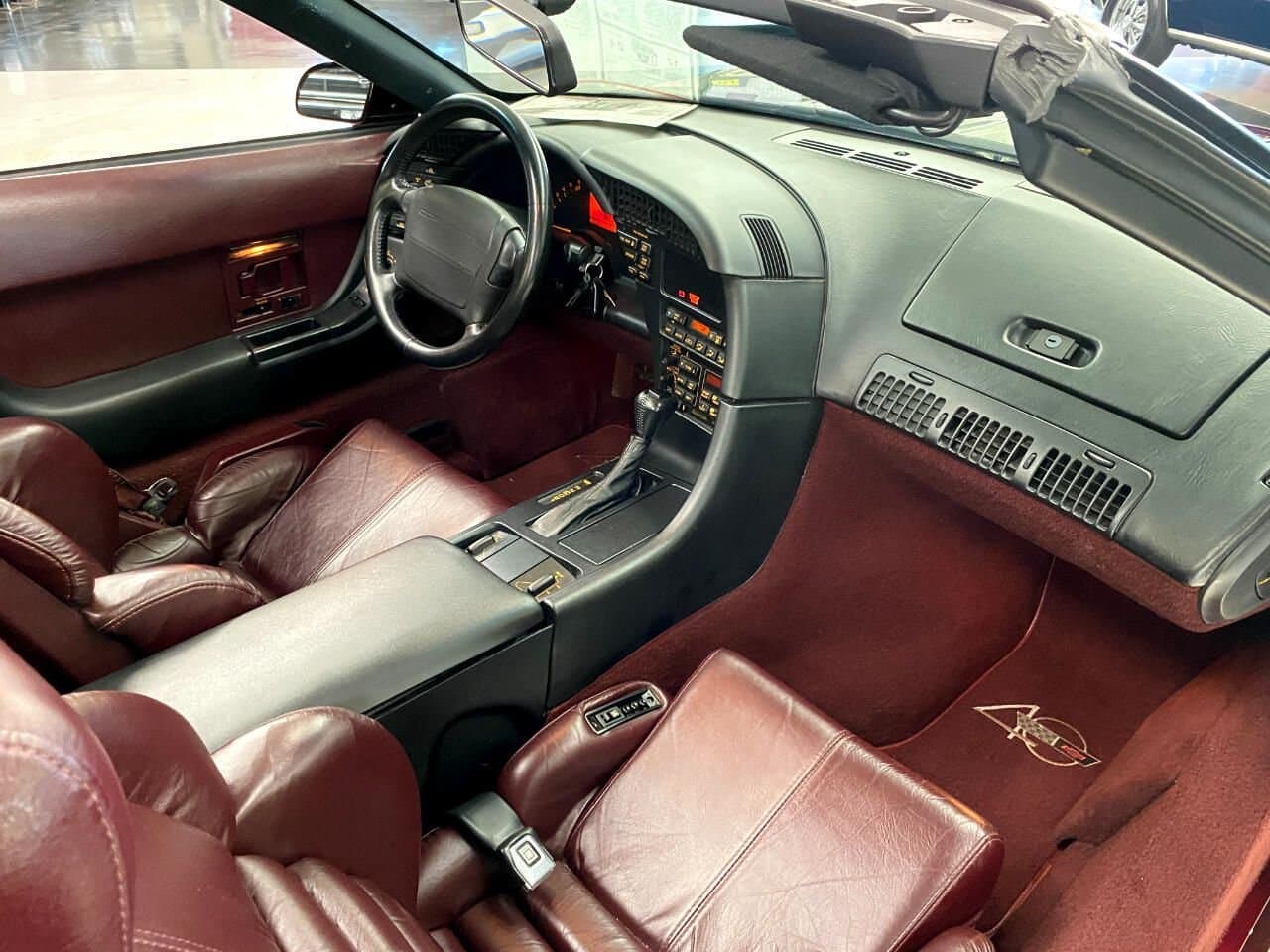 1993 Chevrolet Corvette thumbnail 26