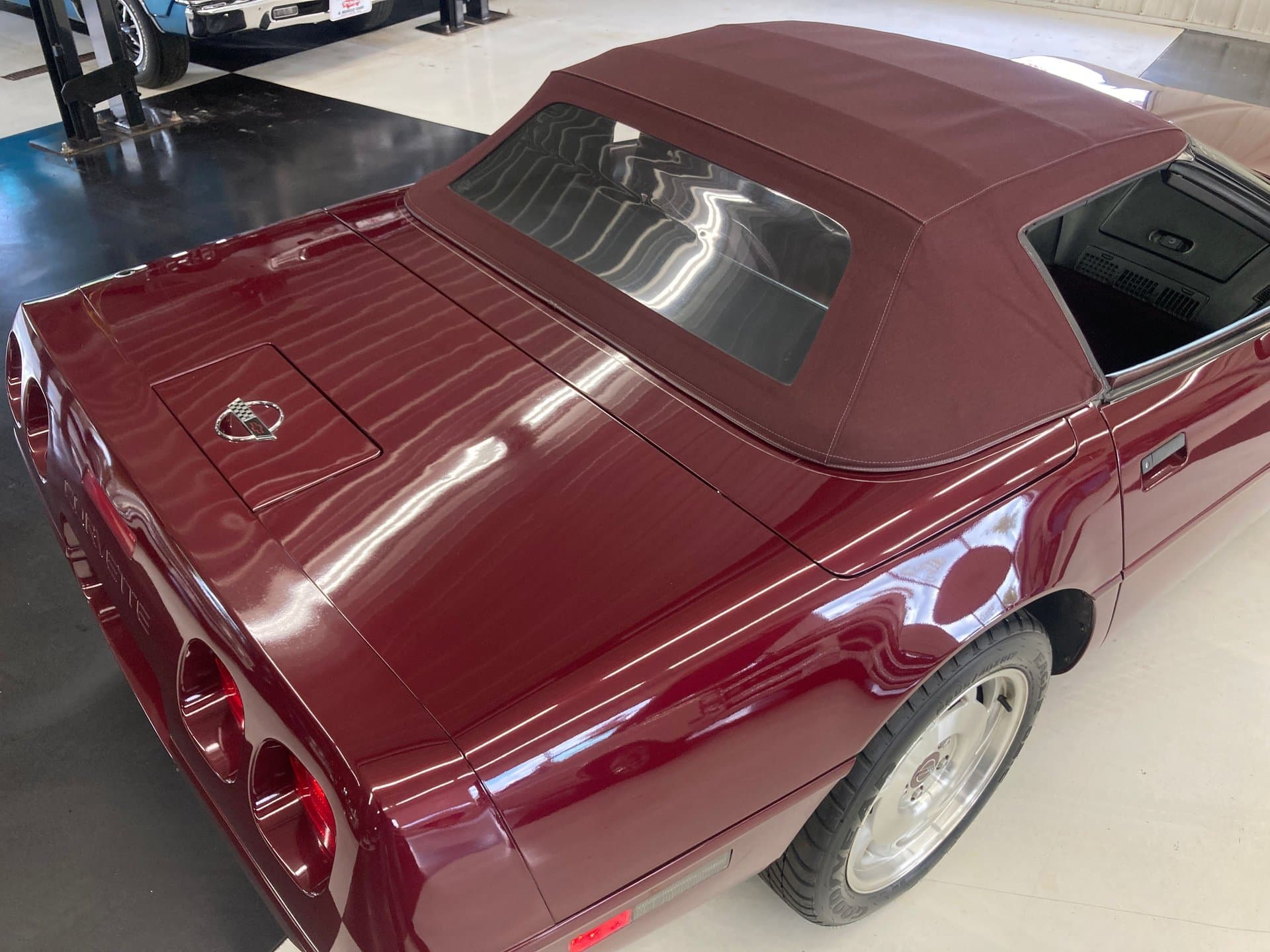 1993 Chevrolet Corvette thumbnail 28