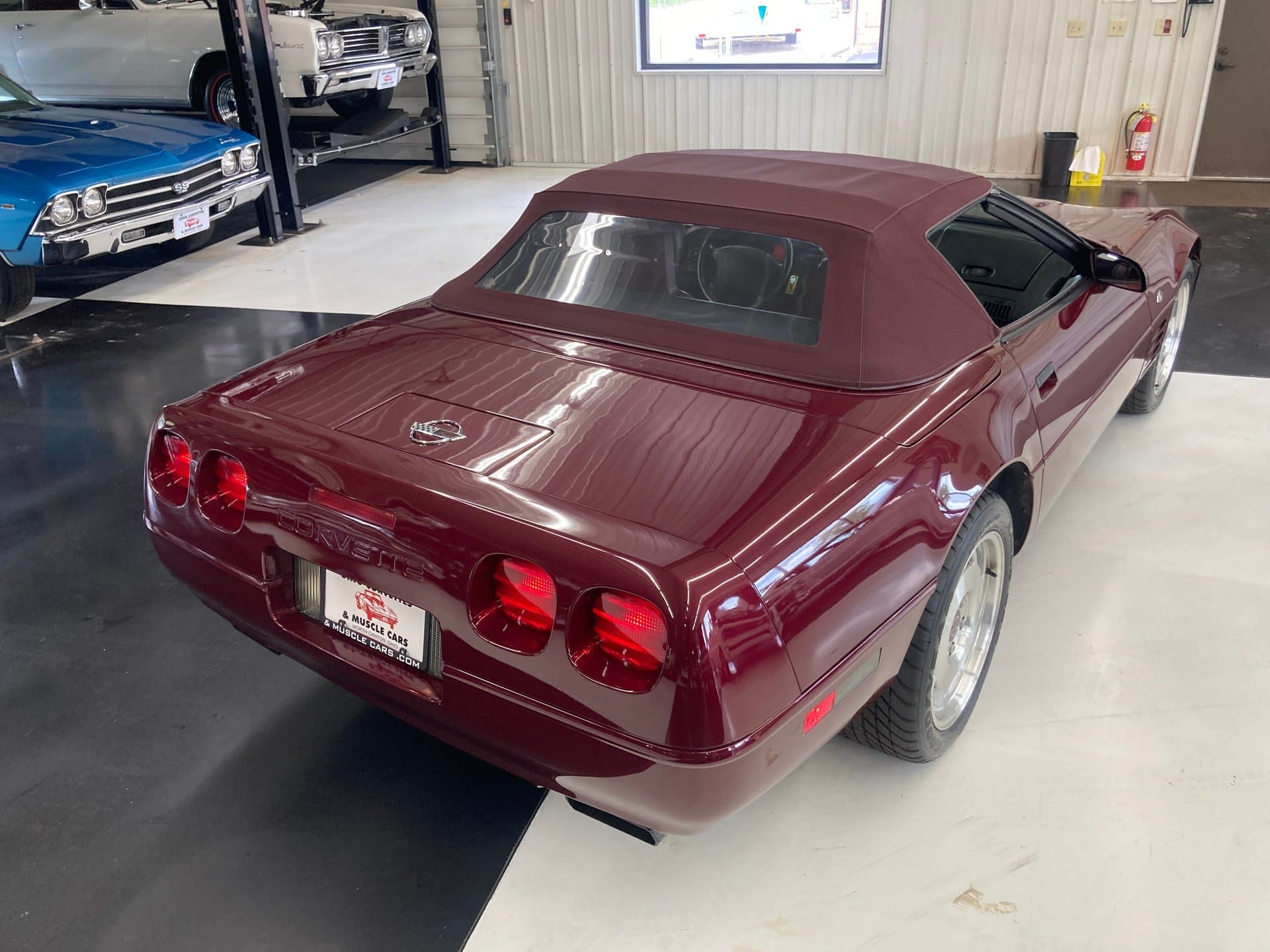 1993 Chevrolet Corvette thumbnail 17
