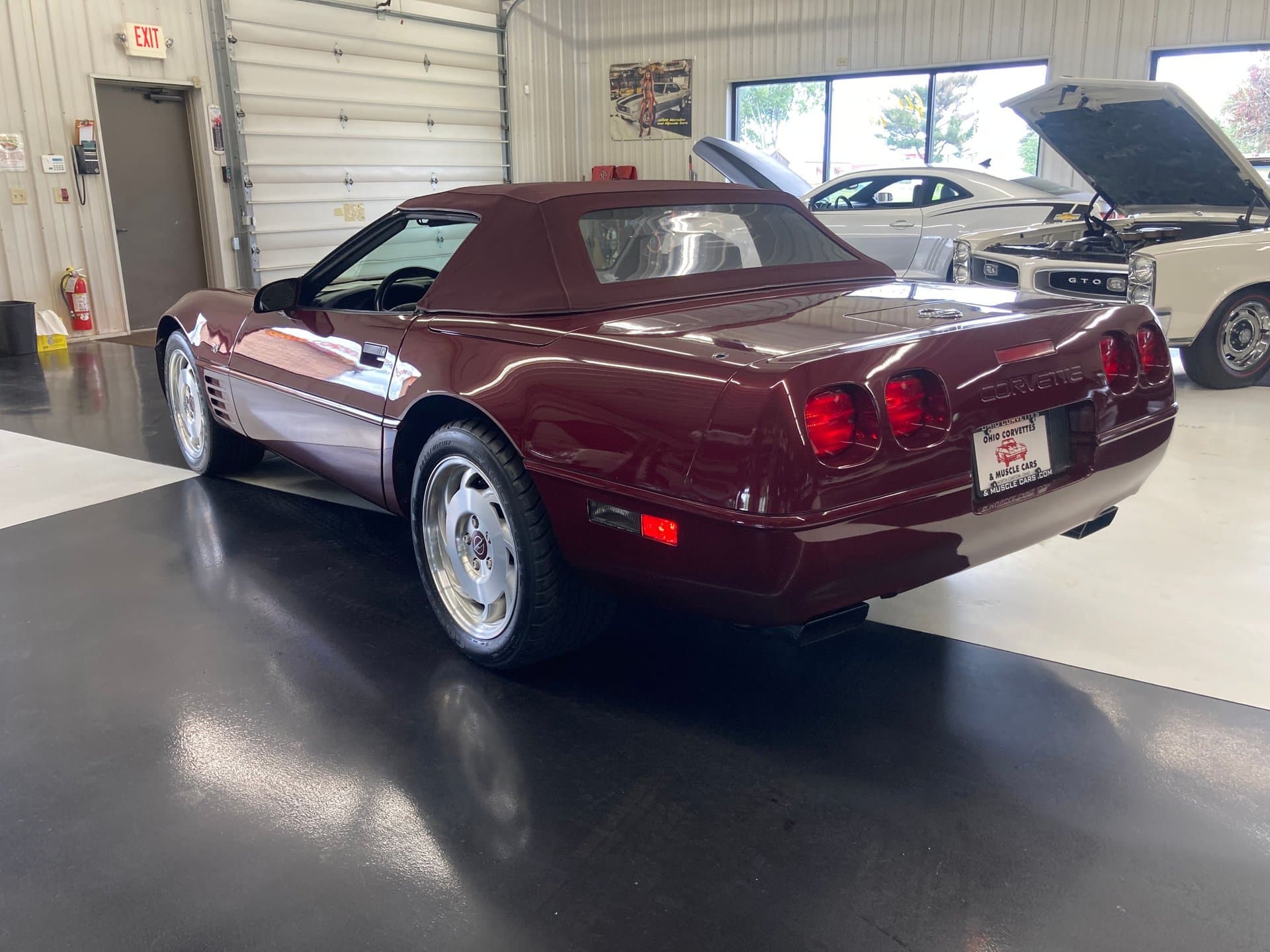1993 Chevrolet Corvette thumbnail 18
