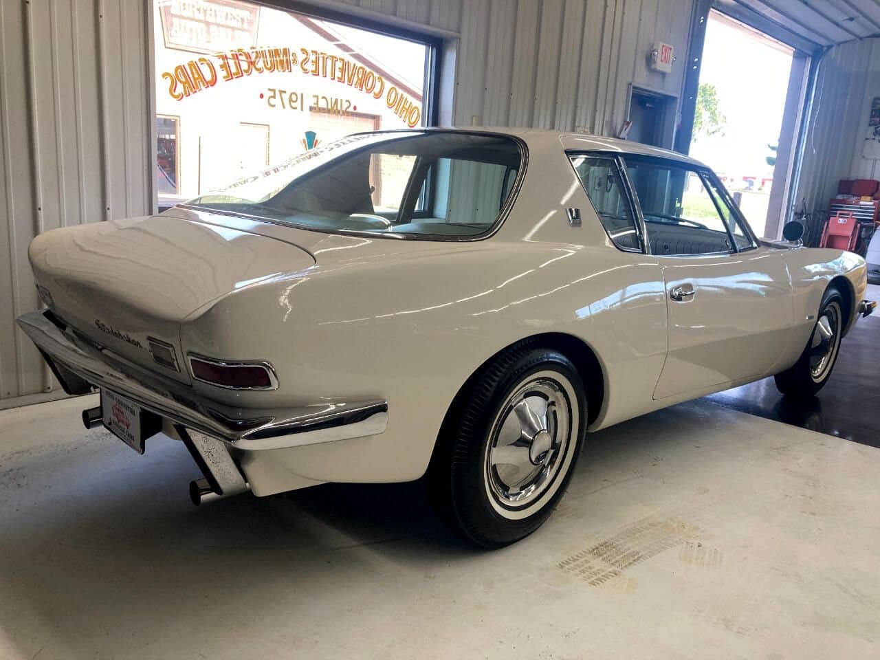 1963 Studebaker Avanti R2 thumbnail 6