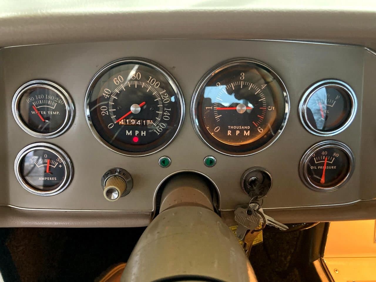 1963 Studebaker Avanti R2 thumbnail 13