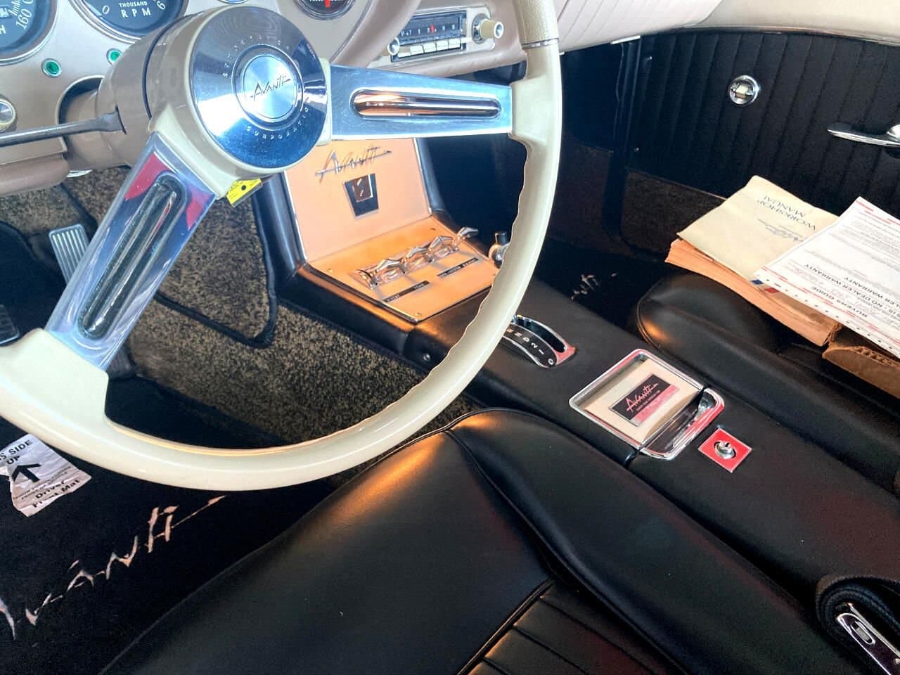 1963 Studebaker Avanti R2 thumbnail 14