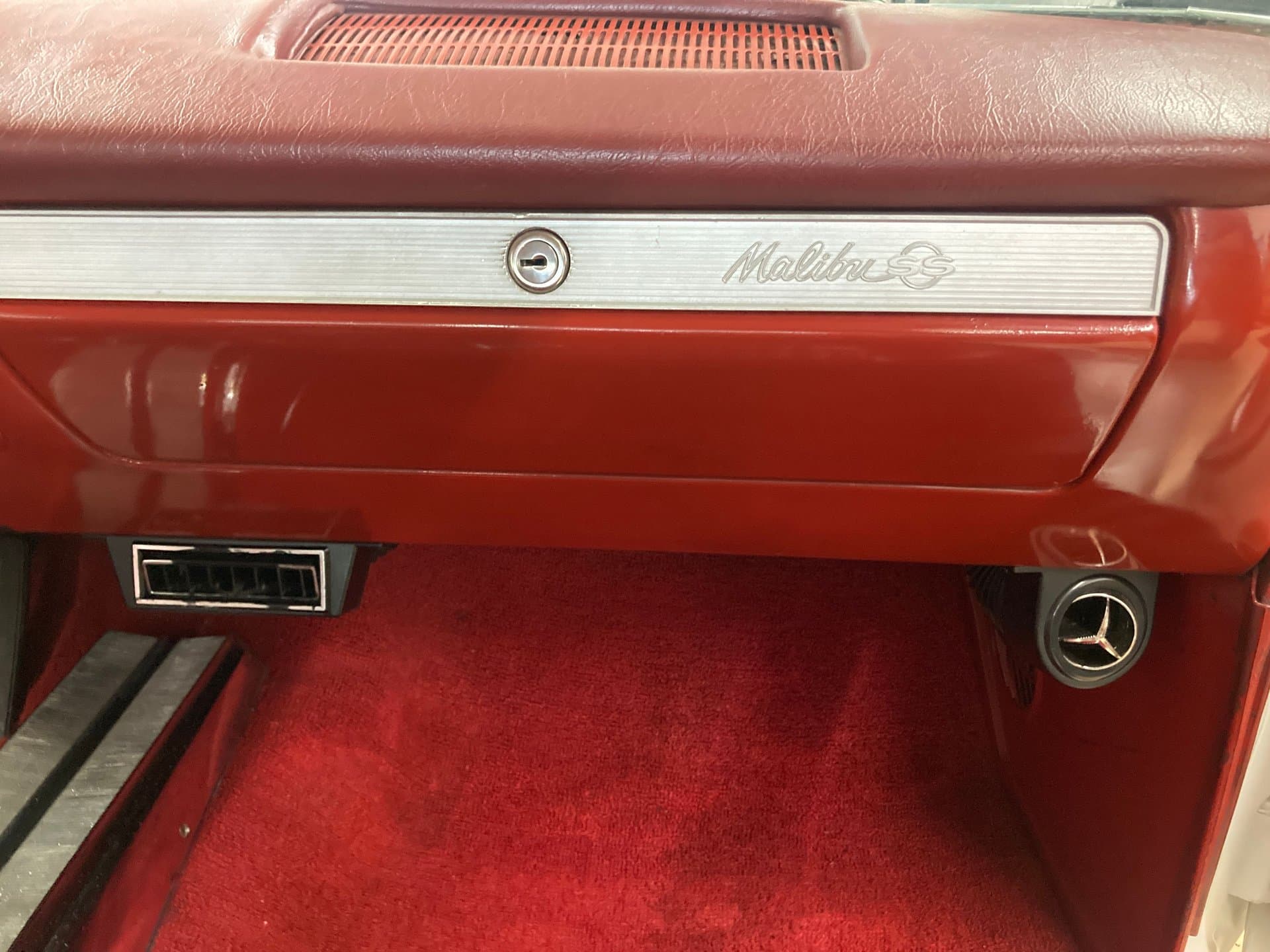 1964 Chevrolet Malibu SS thumbnail 25