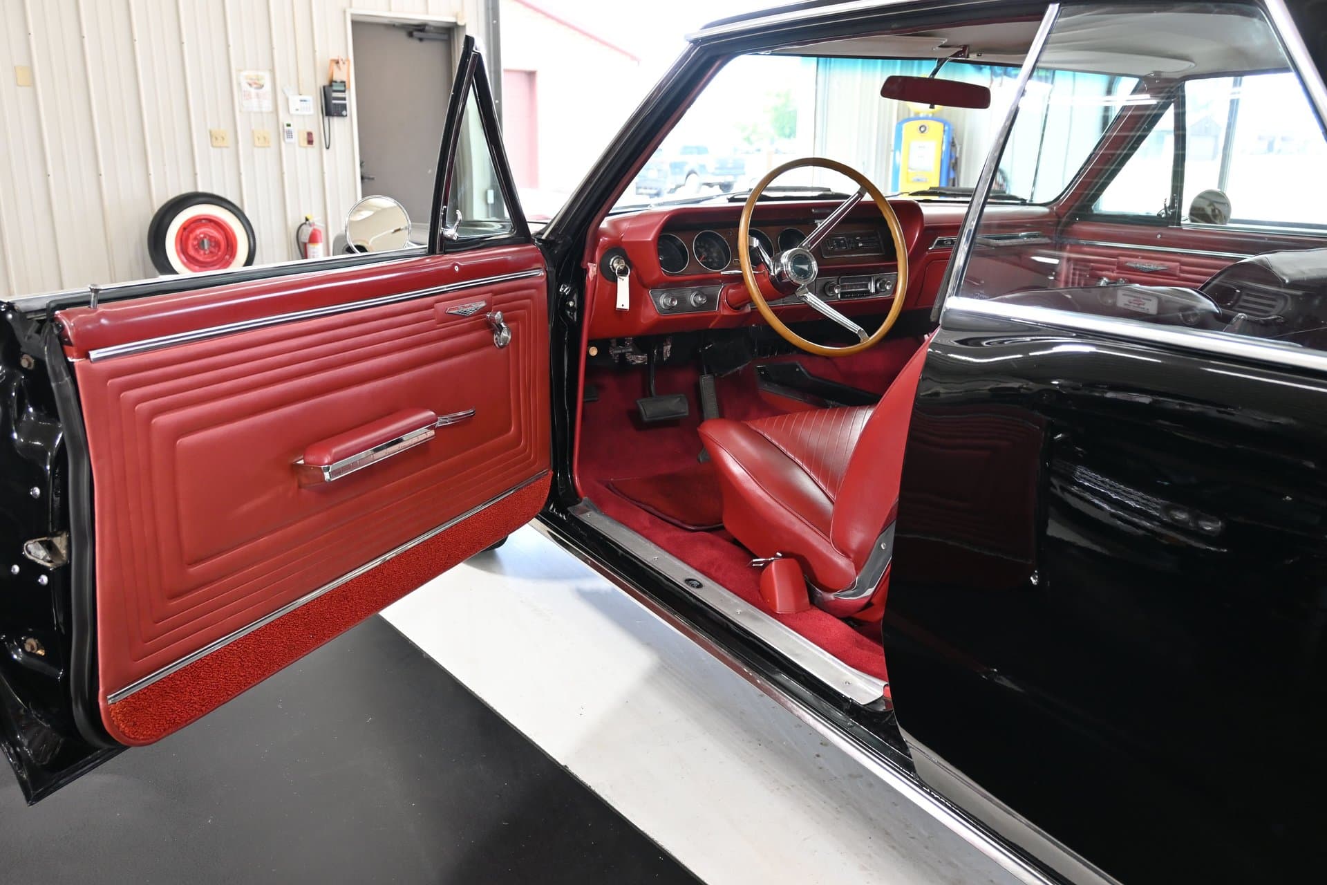 1965 Pontiac GTO thumbnail 14