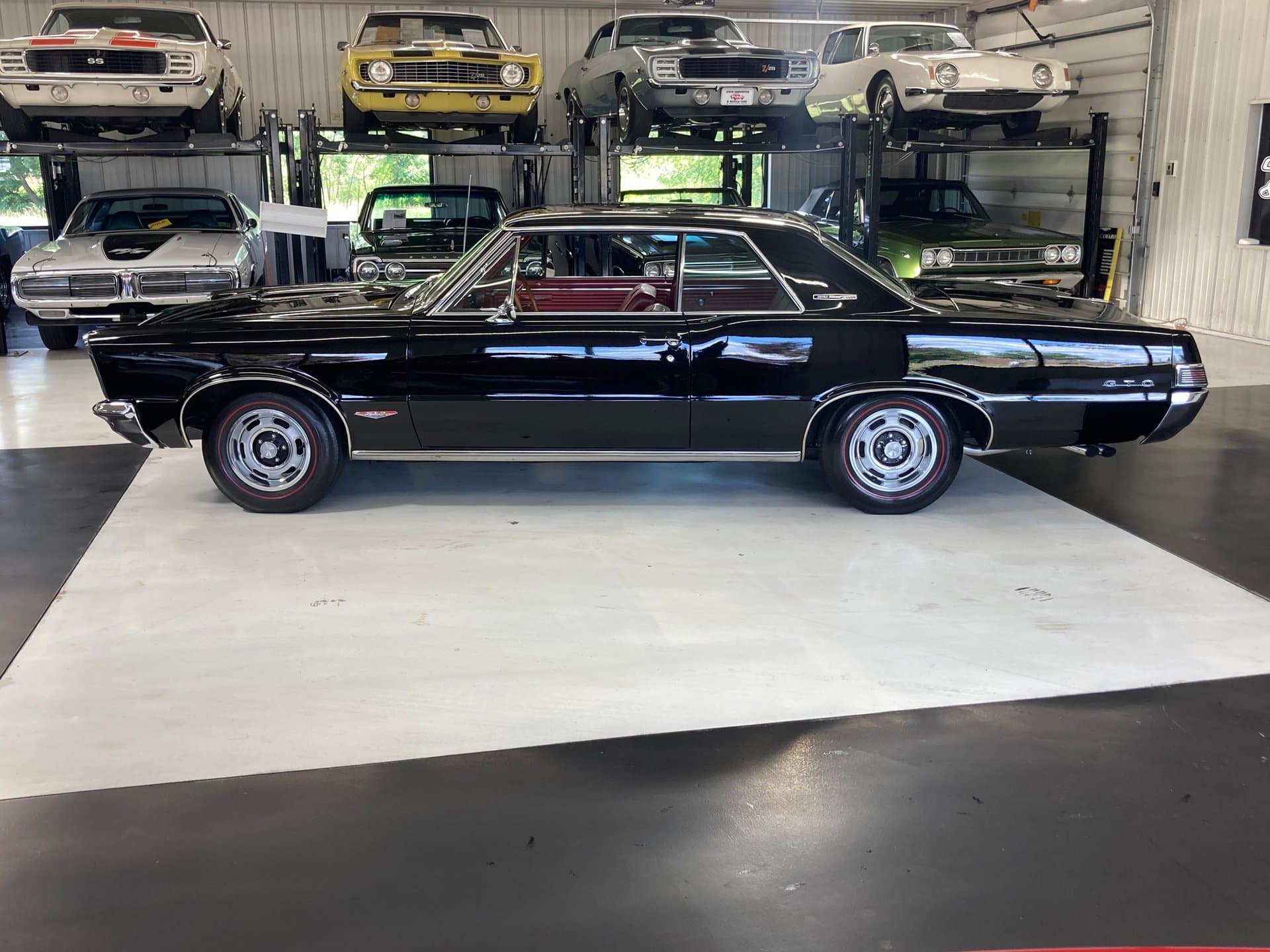 1965 Pontiac GTO thumbnail 9
