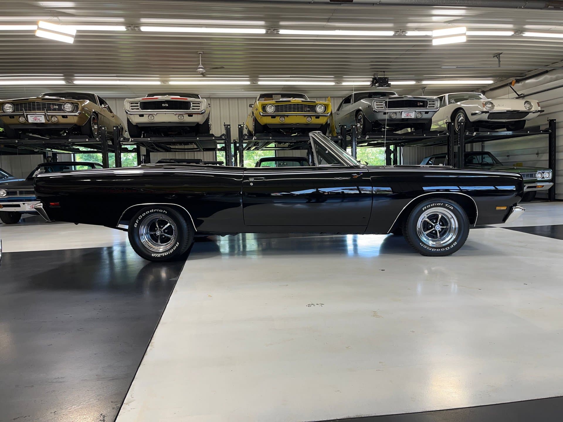 1969 Plymouth Satellite Roadrunner thumbnail 5