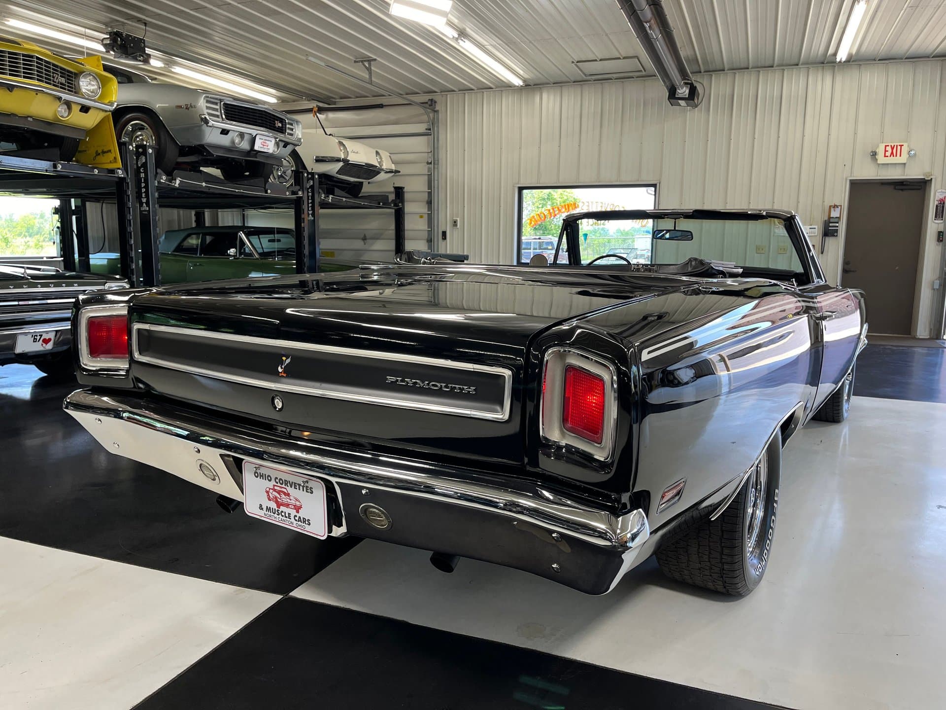 1969 Plymouth Satellite Roadrunner thumbnail 6