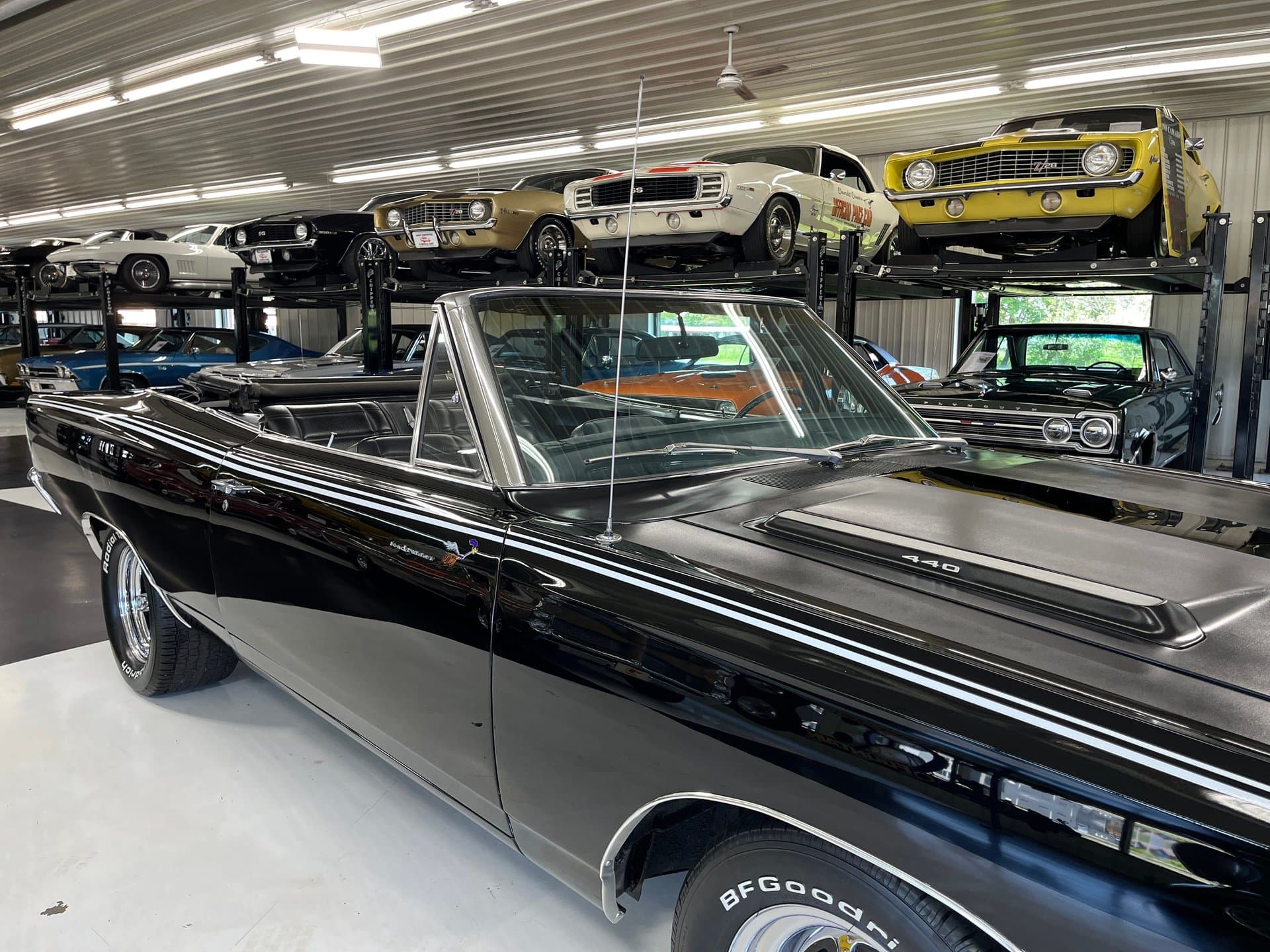 1969 Plymouth Satellite Roadrunner thumbnail 3