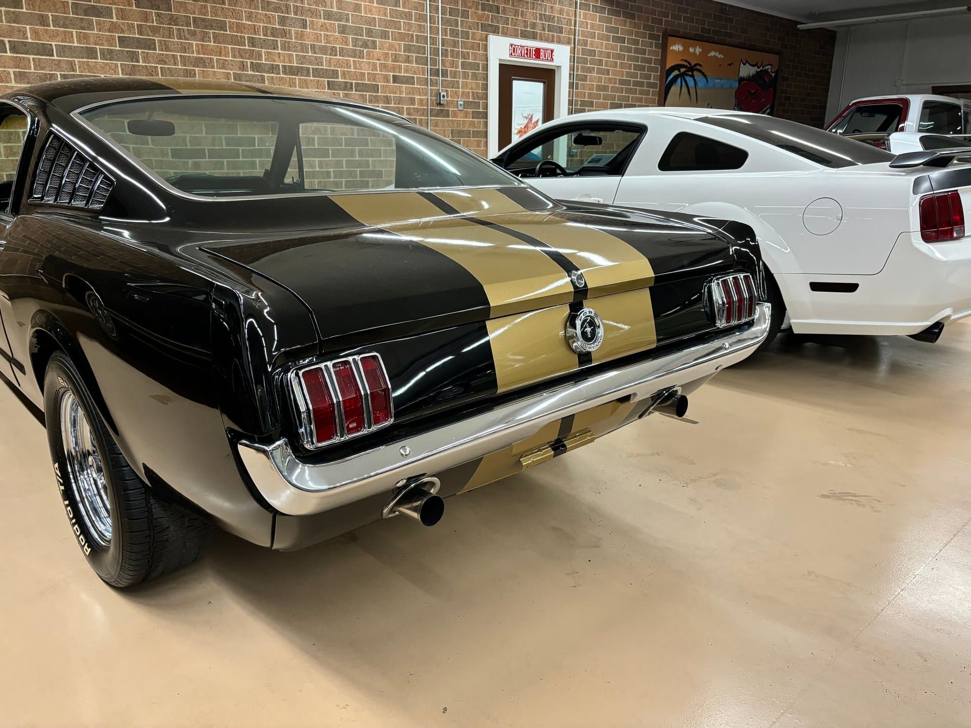 1965 Ford Mustang Fastback thumbnail 13
