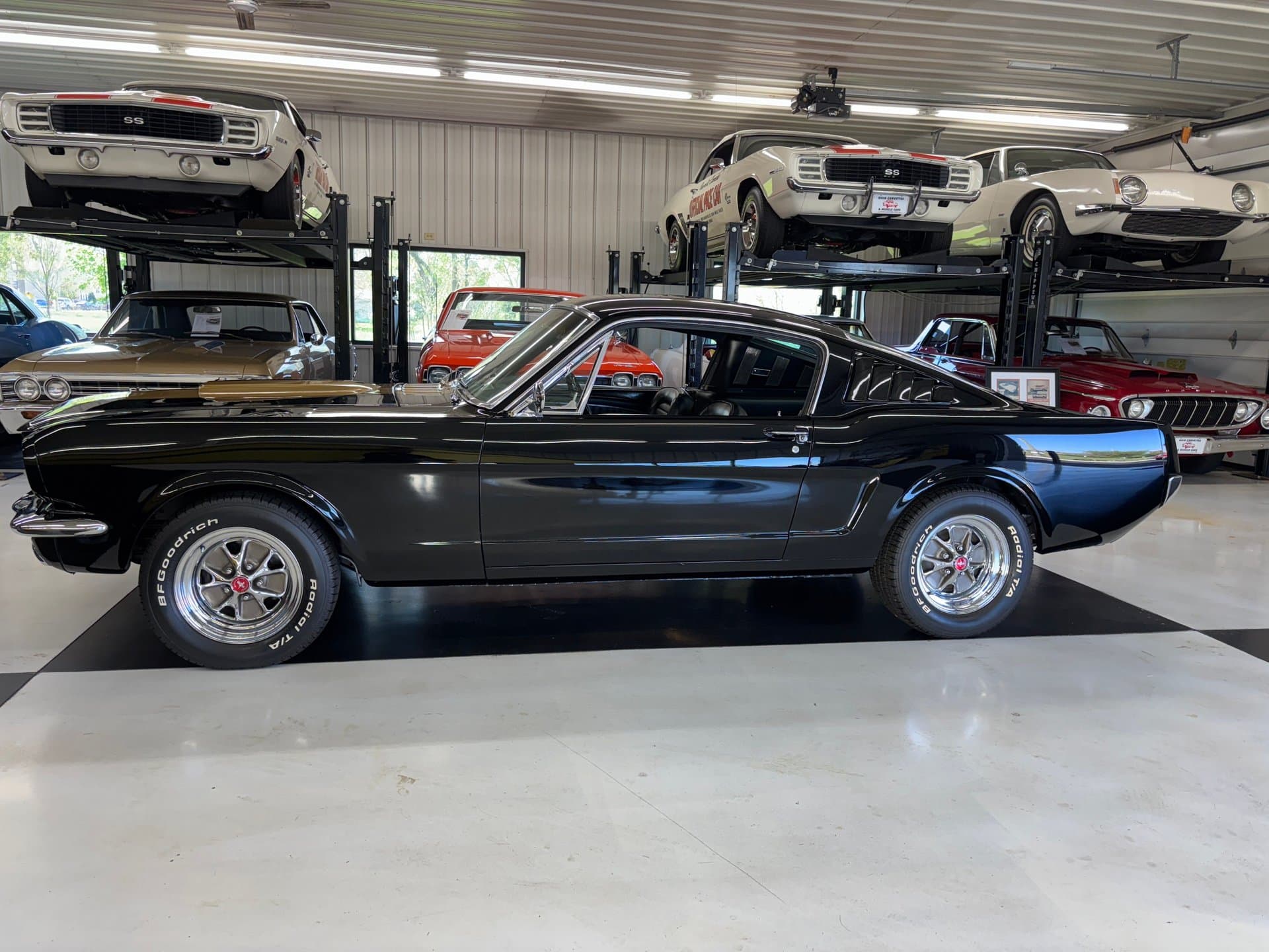 1965 Ford Mustang Fastback thumbnail 6