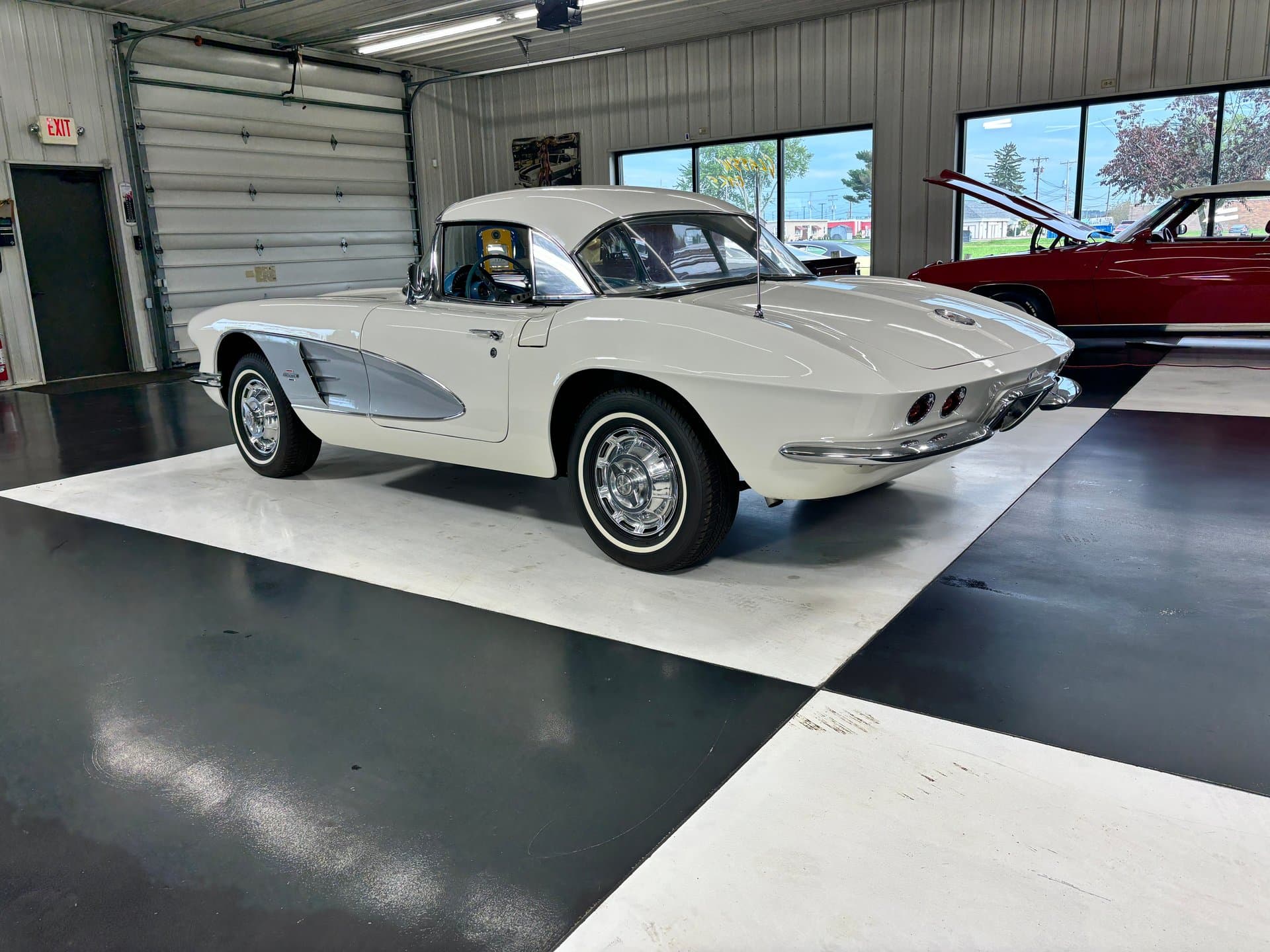 1961 Chevrolet Corvette thumbnail 13