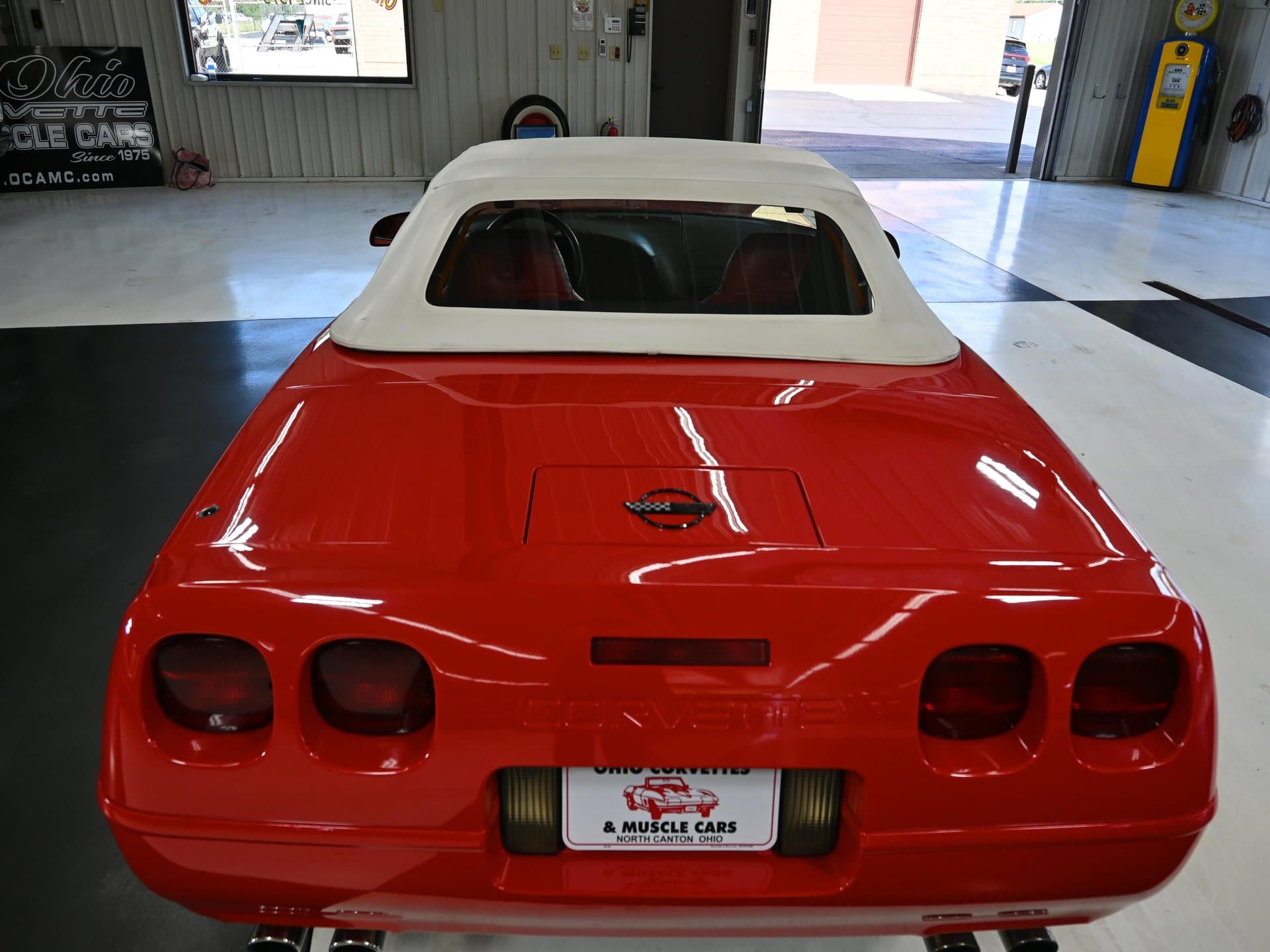 1995 Chevrolet Corvette thumbnail 13