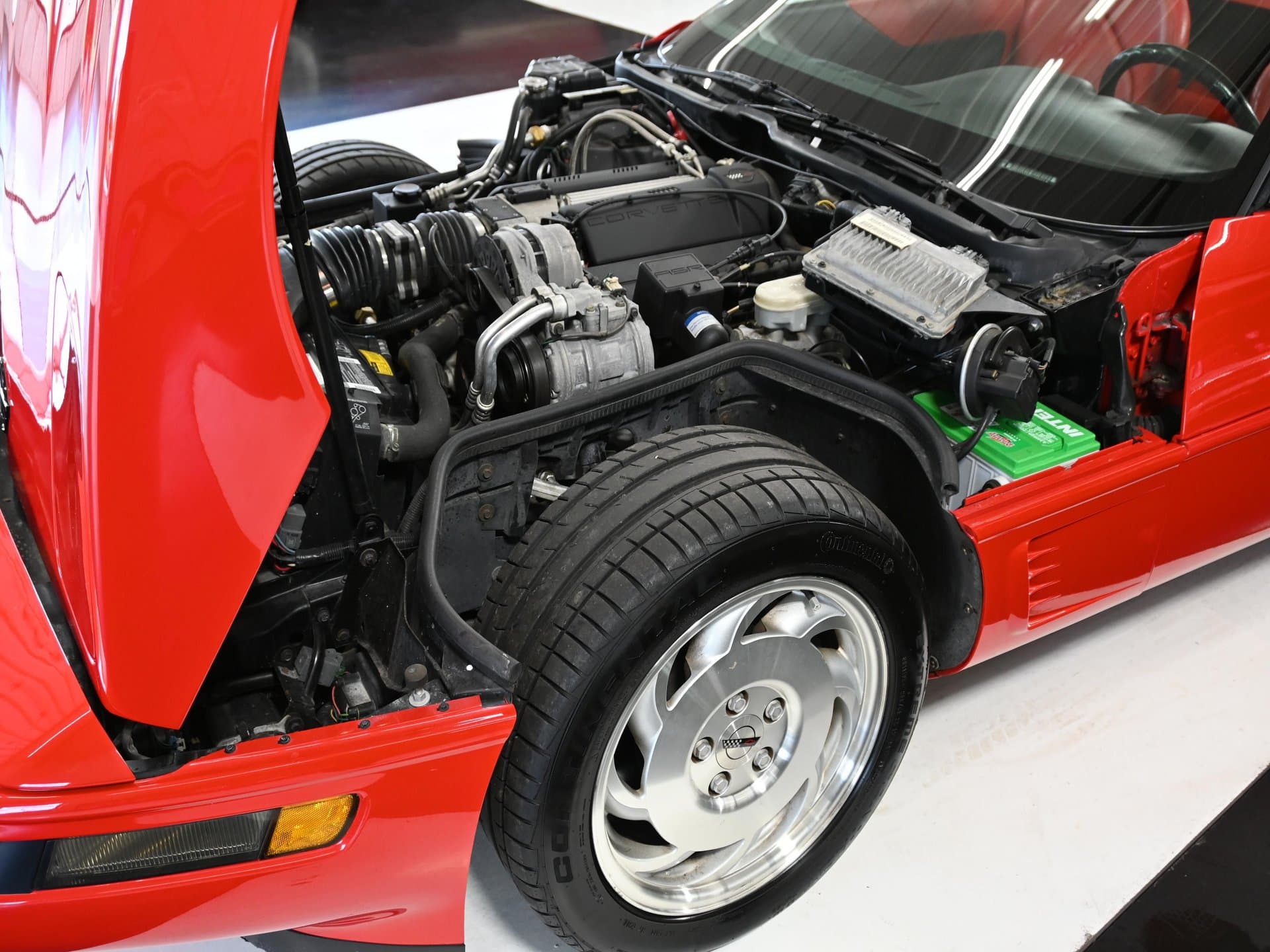 1995 Chevrolet Corvette thumbnail 24