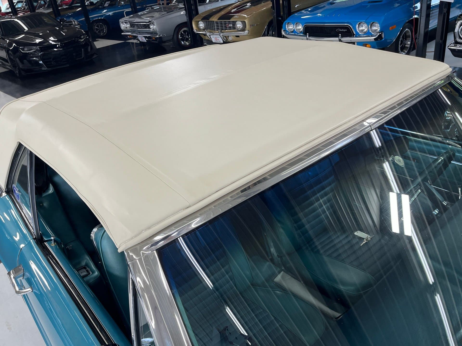 1967 Ford Fairlane XL thumbnail 4
