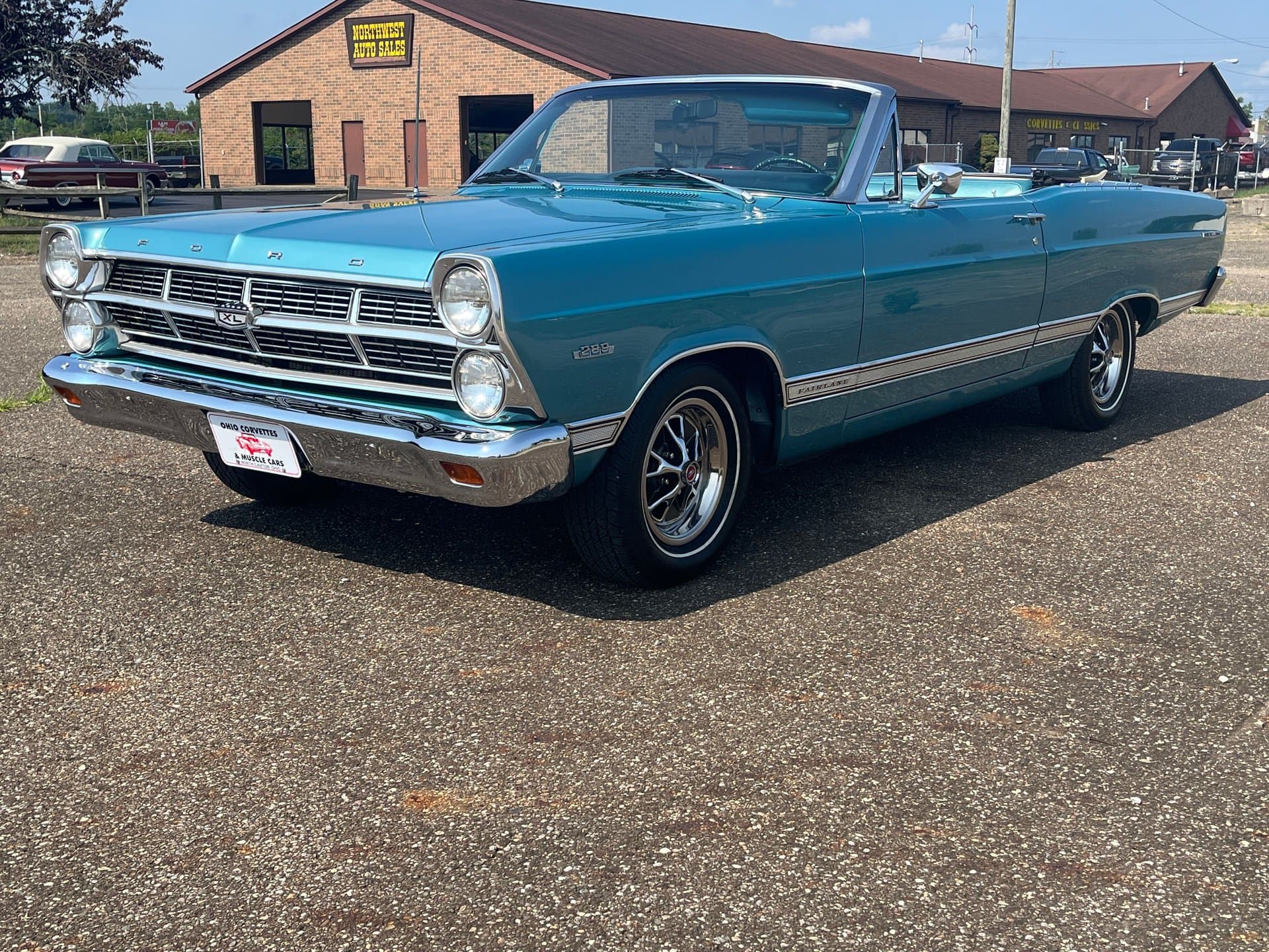 1967 Ford Fairlane XL thumbnail 25