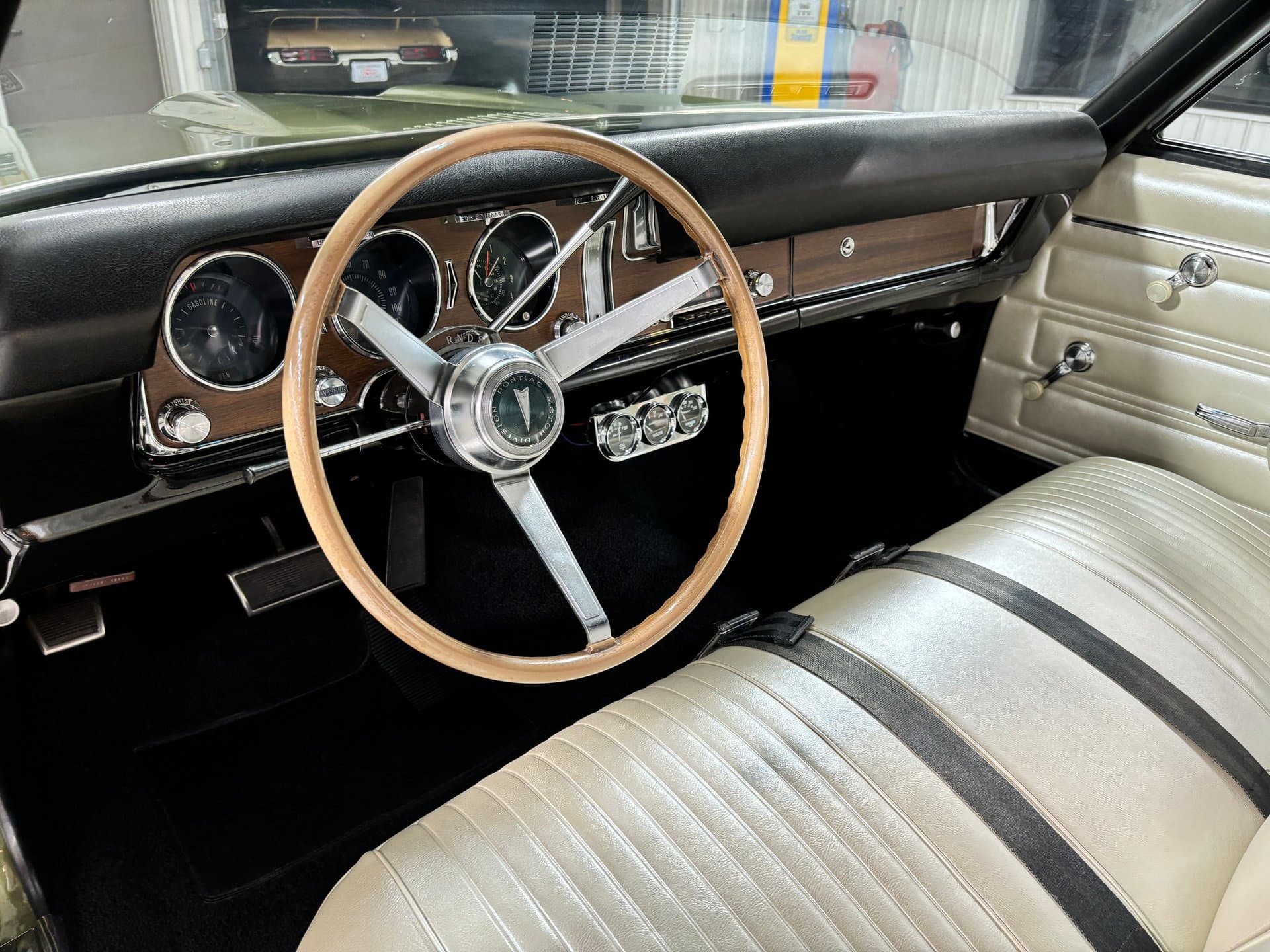 1968 Pontiac GTO thumbnail 17