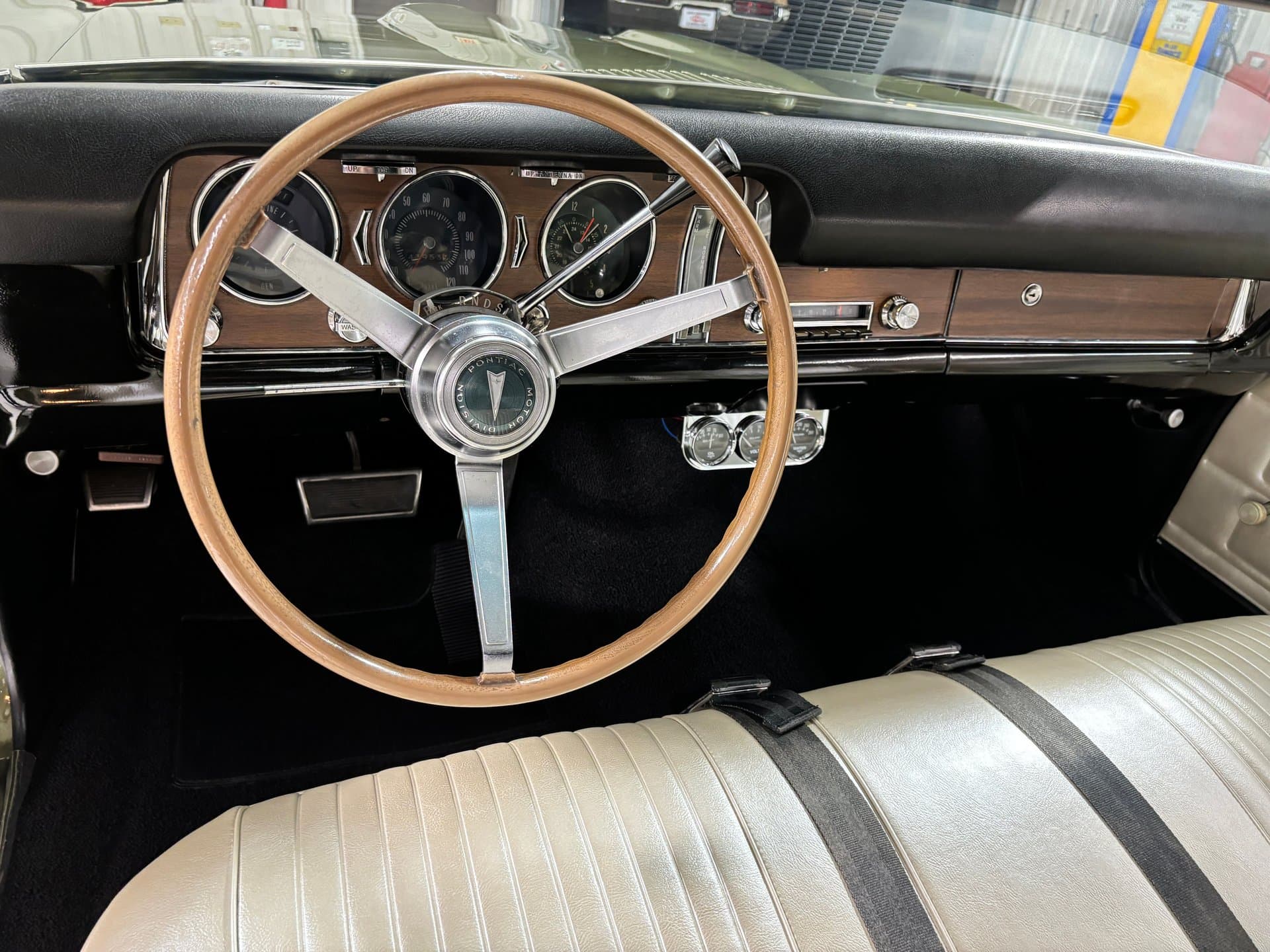 1968 Pontiac GTO thumbnail 18