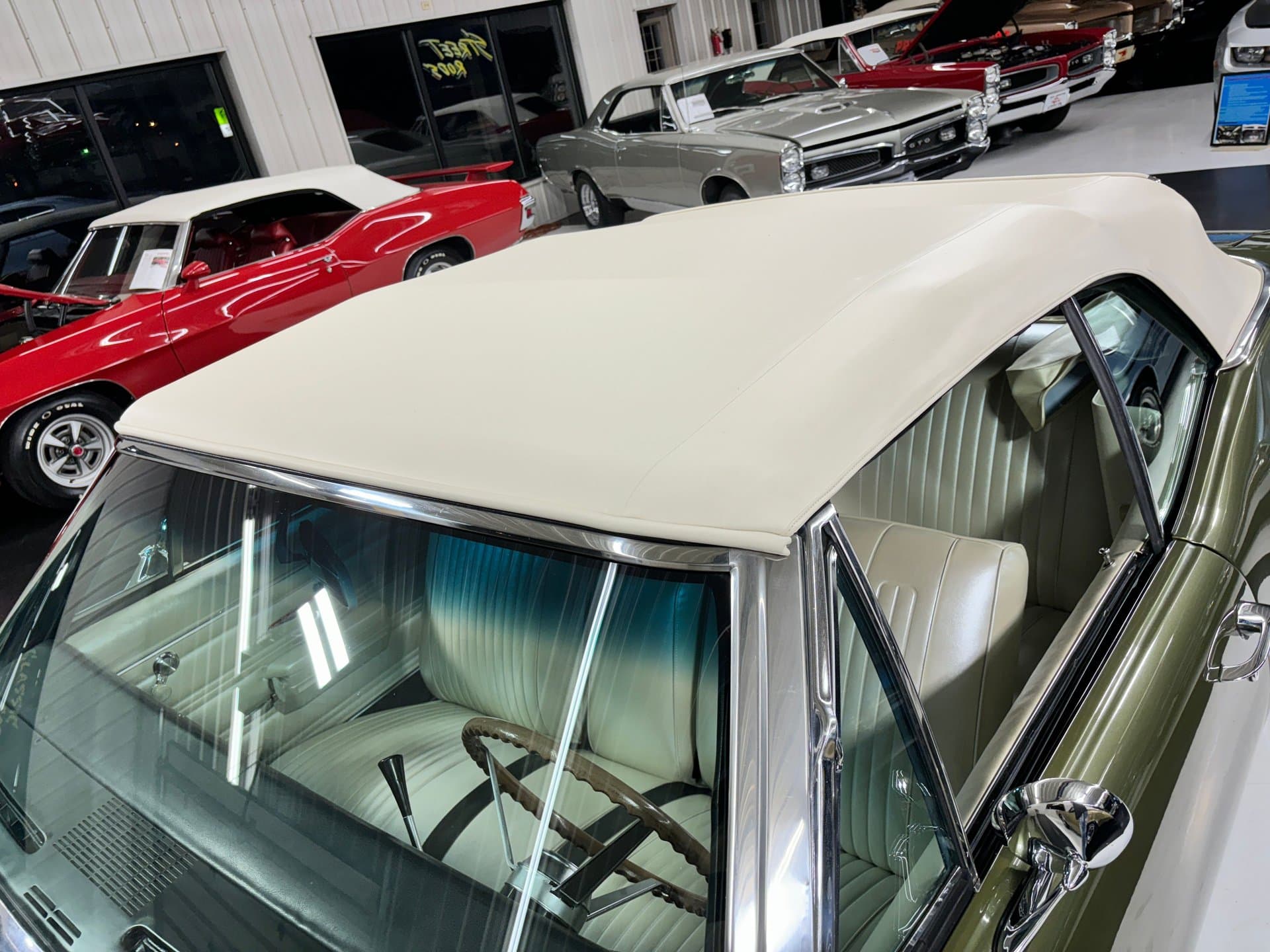1968 Pontiac GTO thumbnail 24