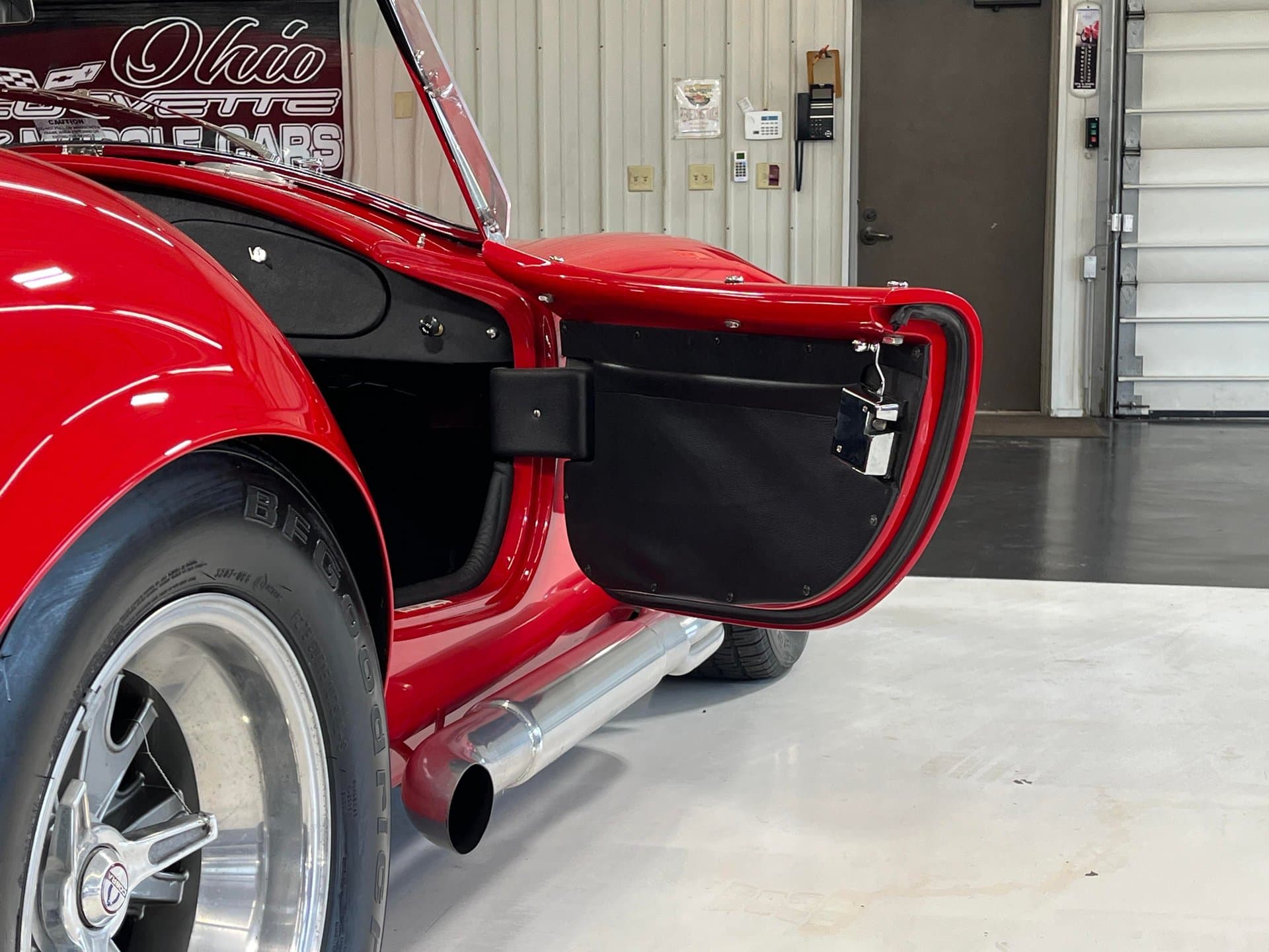1965 Ford Shelby Cobra Replica thumbnail 17