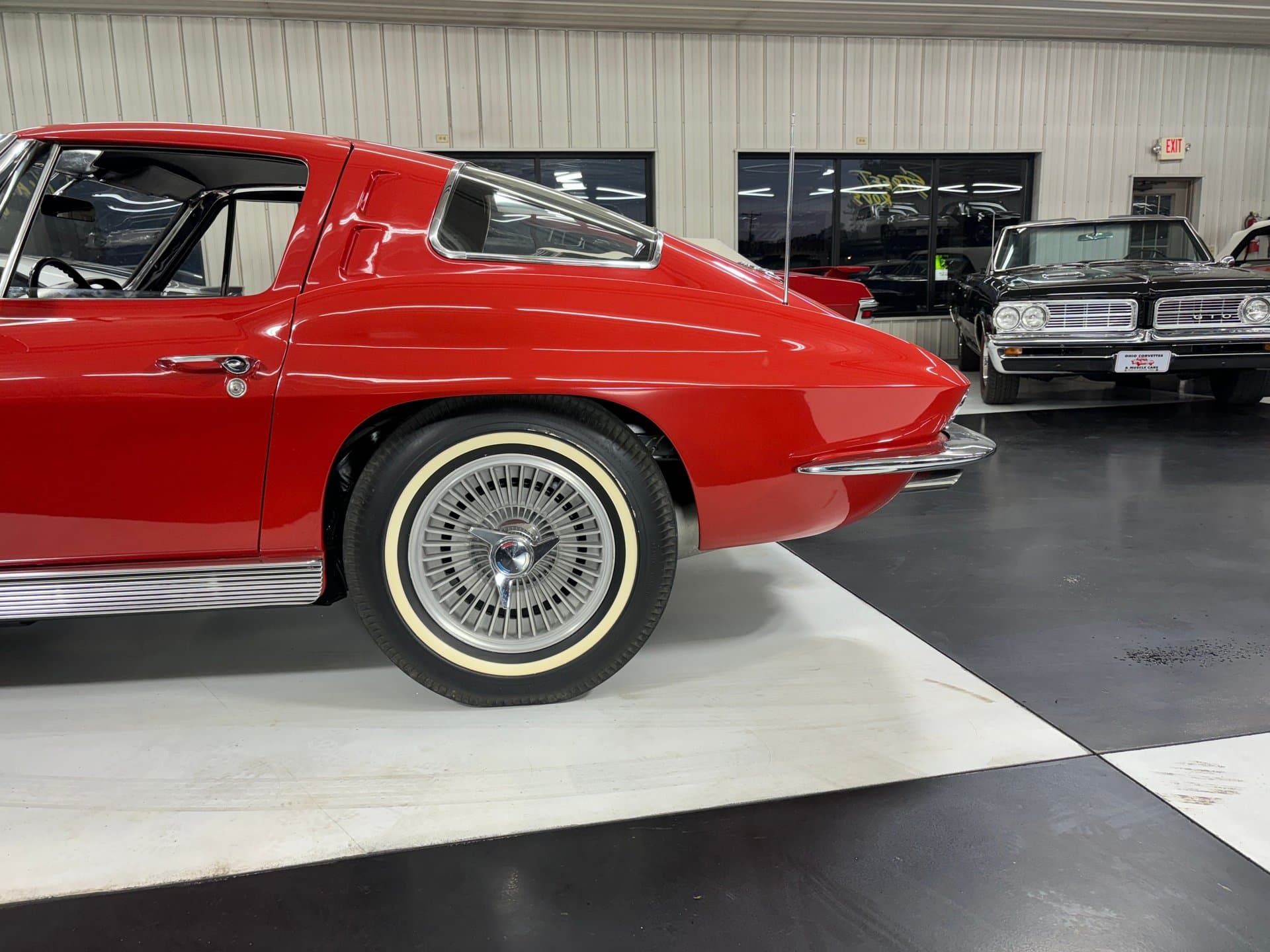 1963 Chevrolet Corvette thumbnail 11