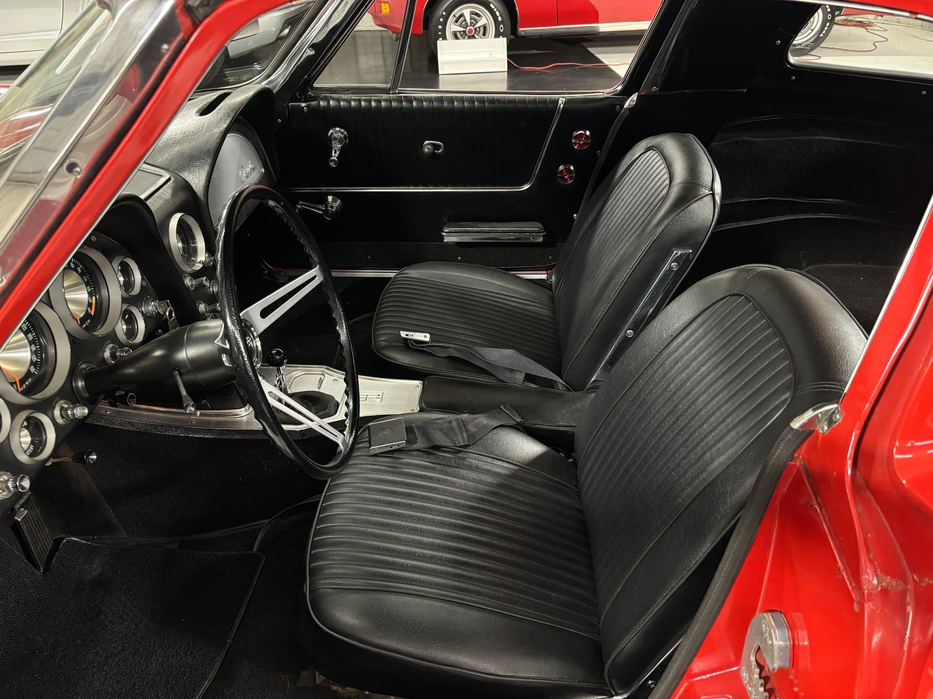 1963 Chevrolet Corvette thumbnail 16