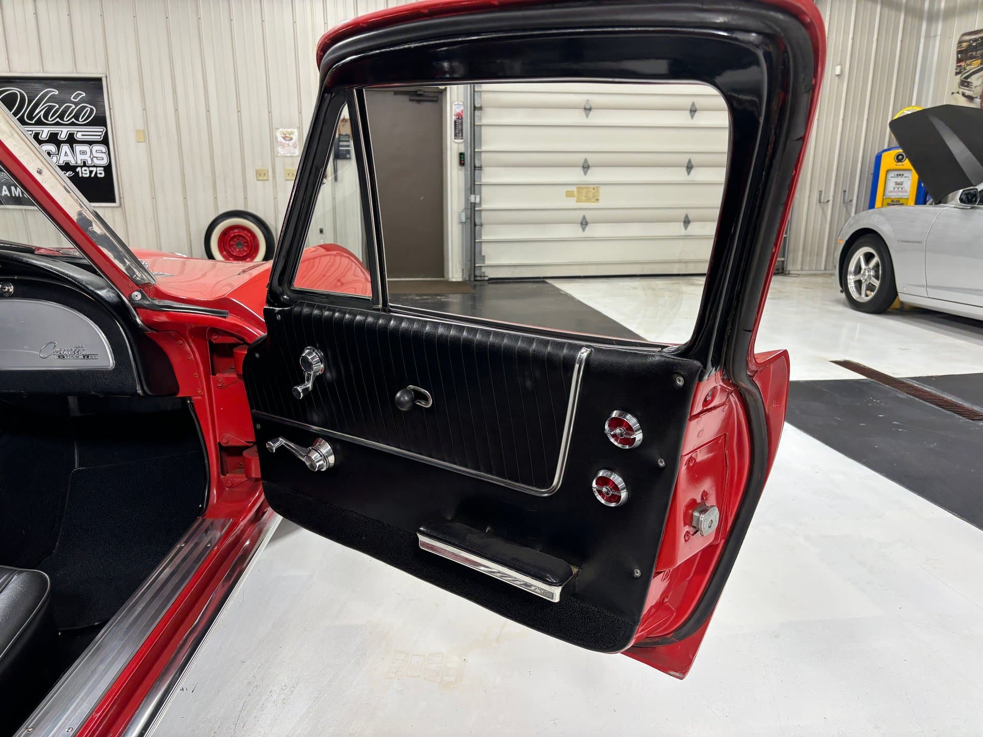 1963 Chevrolet Corvette thumbnail 19