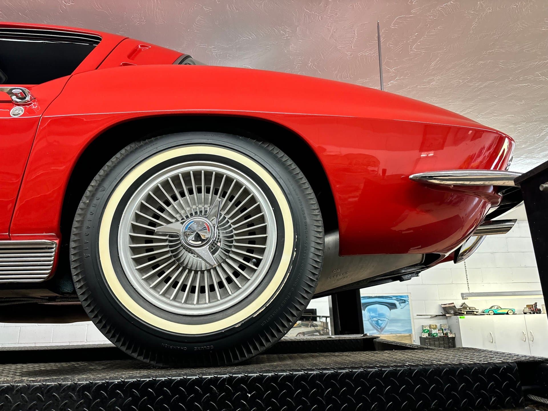 1963 Chevrolet Corvette thumbnail 29