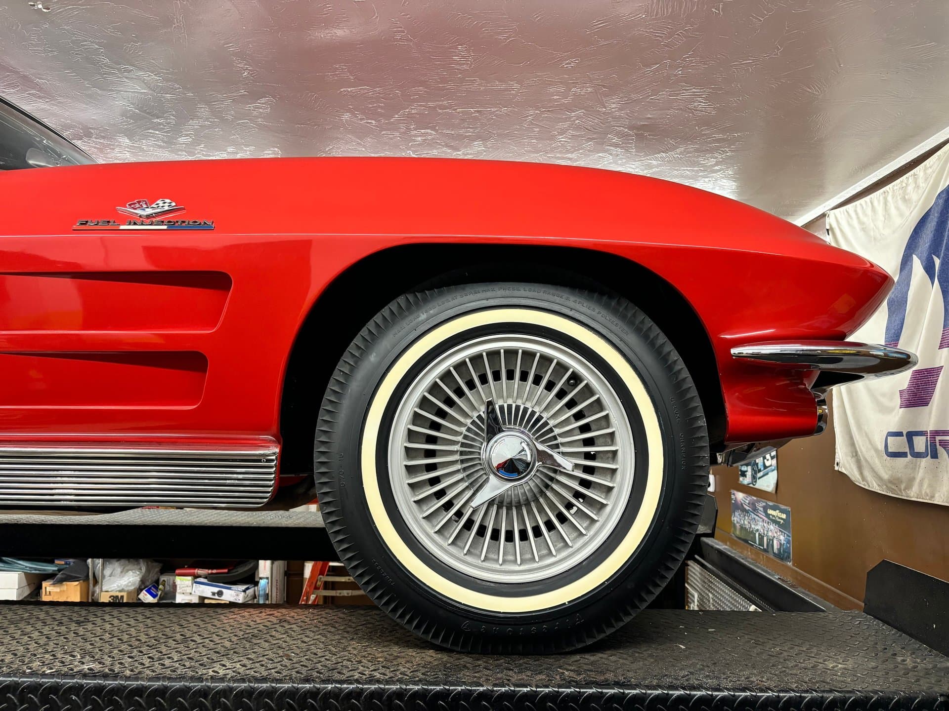 1963 Chevrolet Corvette thumbnail 27