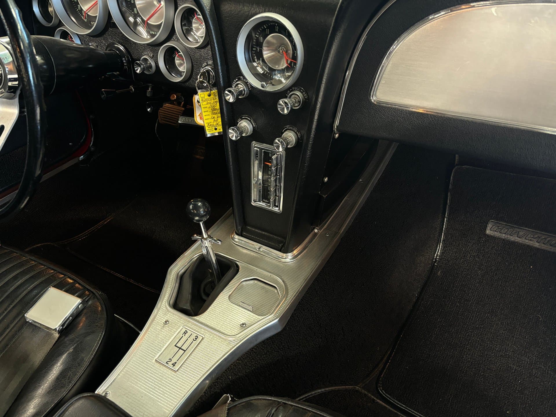 1963 Chevrolet Corvette Stingray thumbnail 23