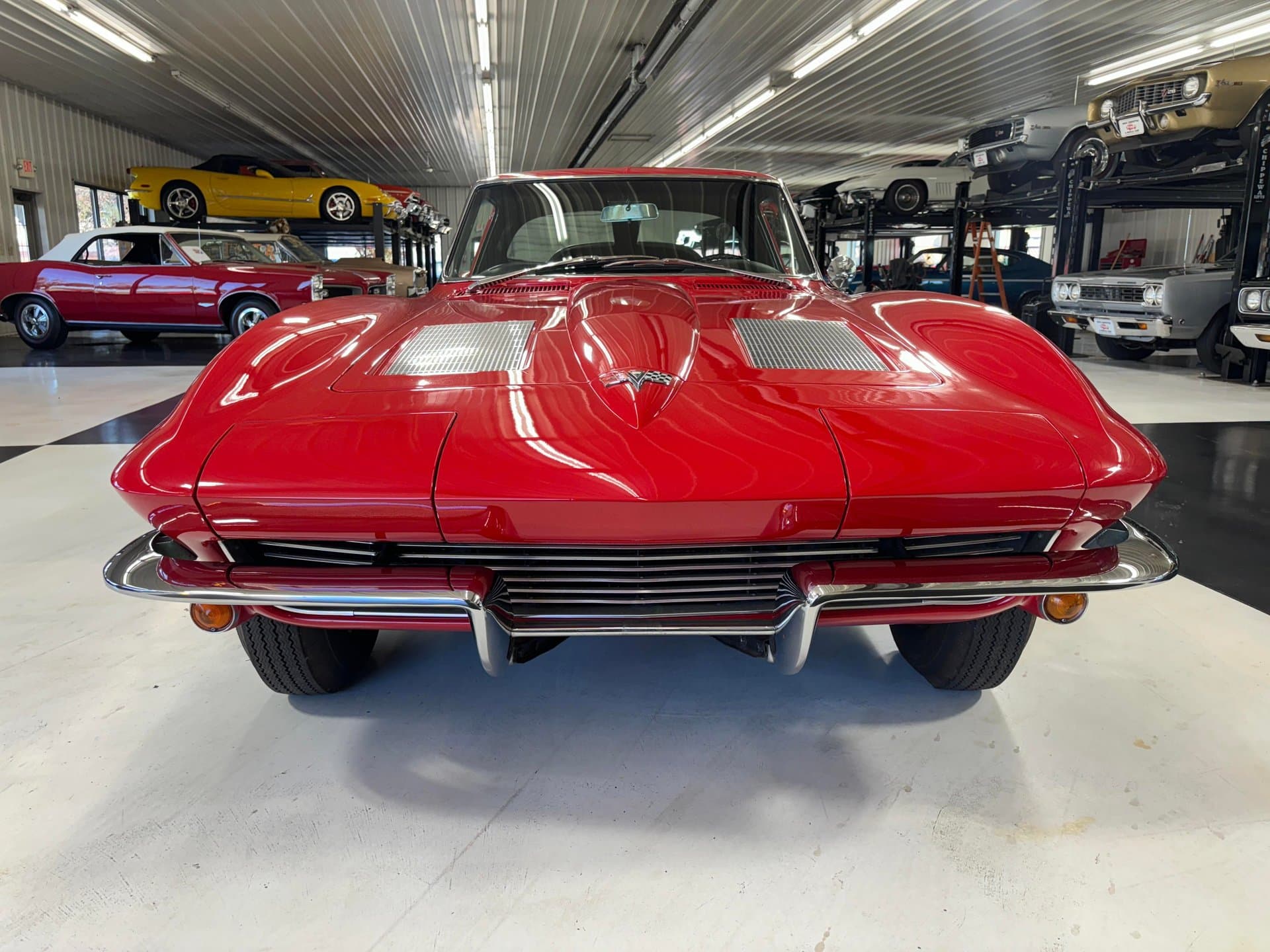 1963 Chevrolet Corvette Stingray thumbnail 3