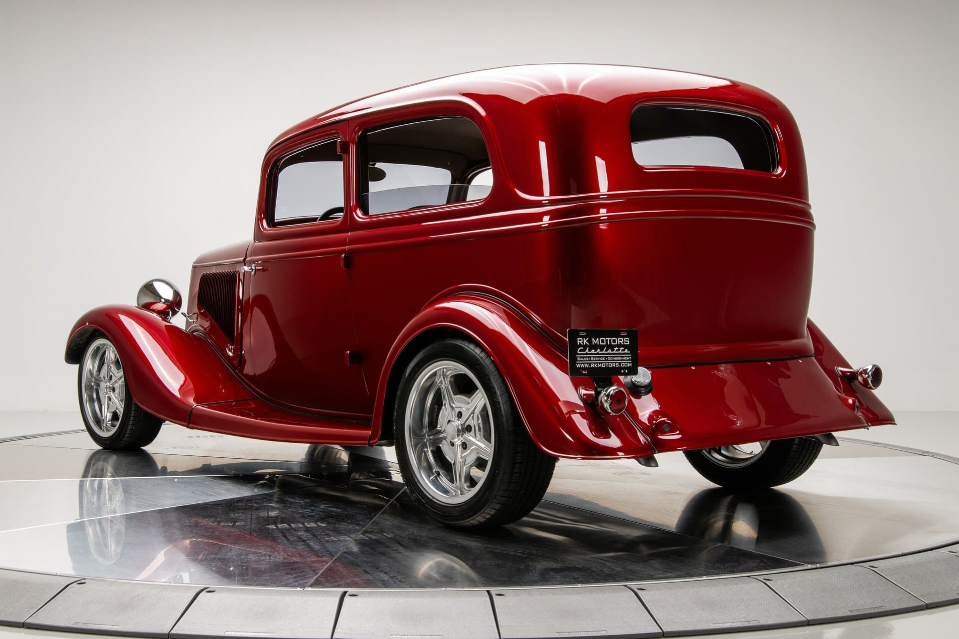 1934 Ford Sedan thumbnail 11