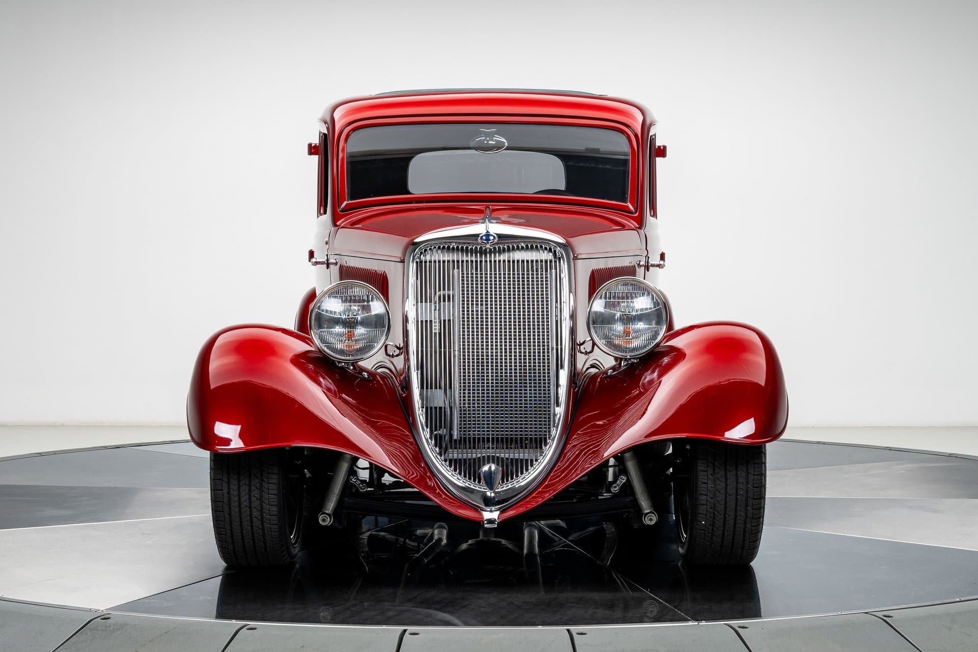 1934 Ford Sedan thumbnail 4
