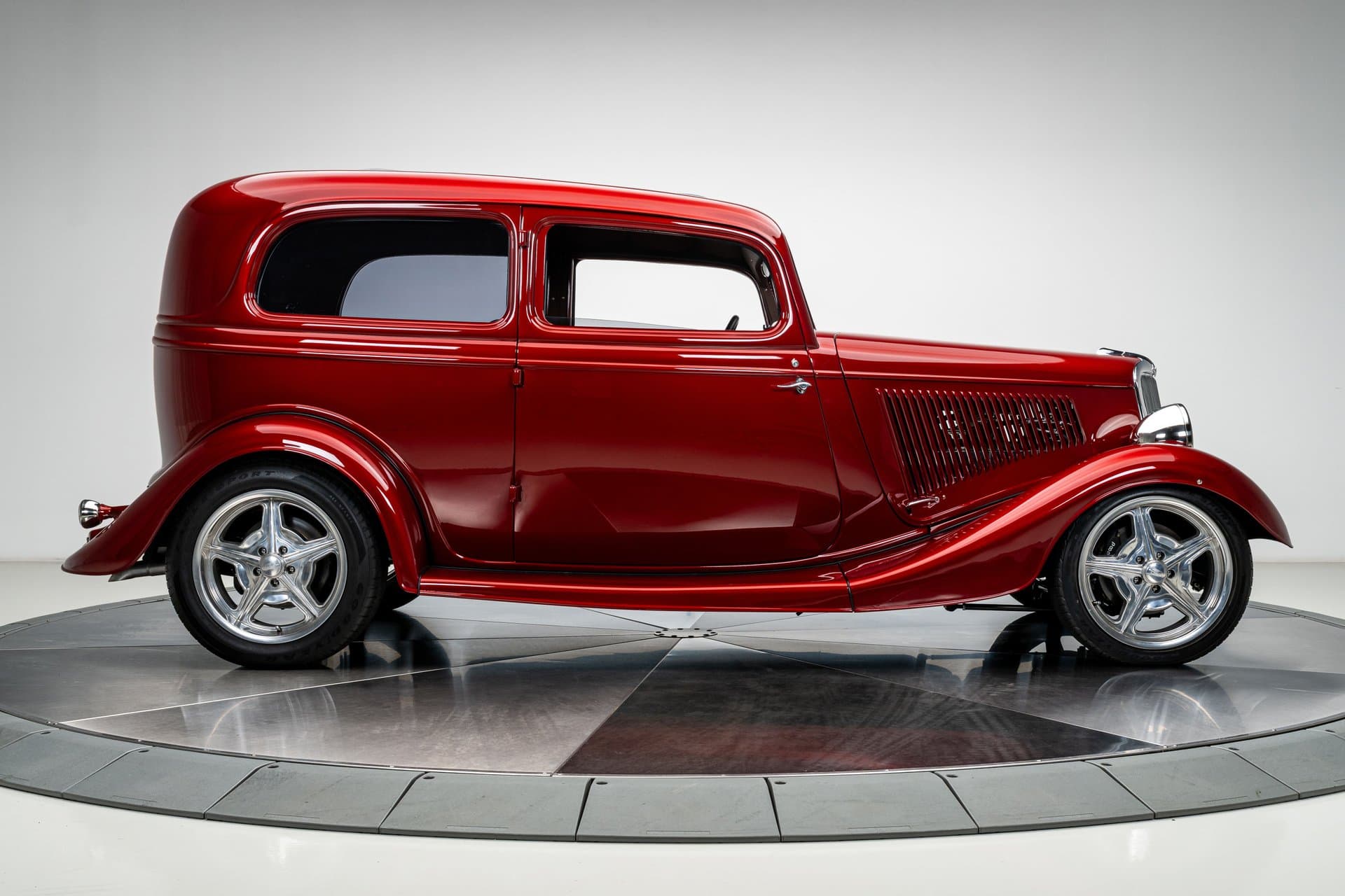 1934 Ford Sedan thumbnail 9