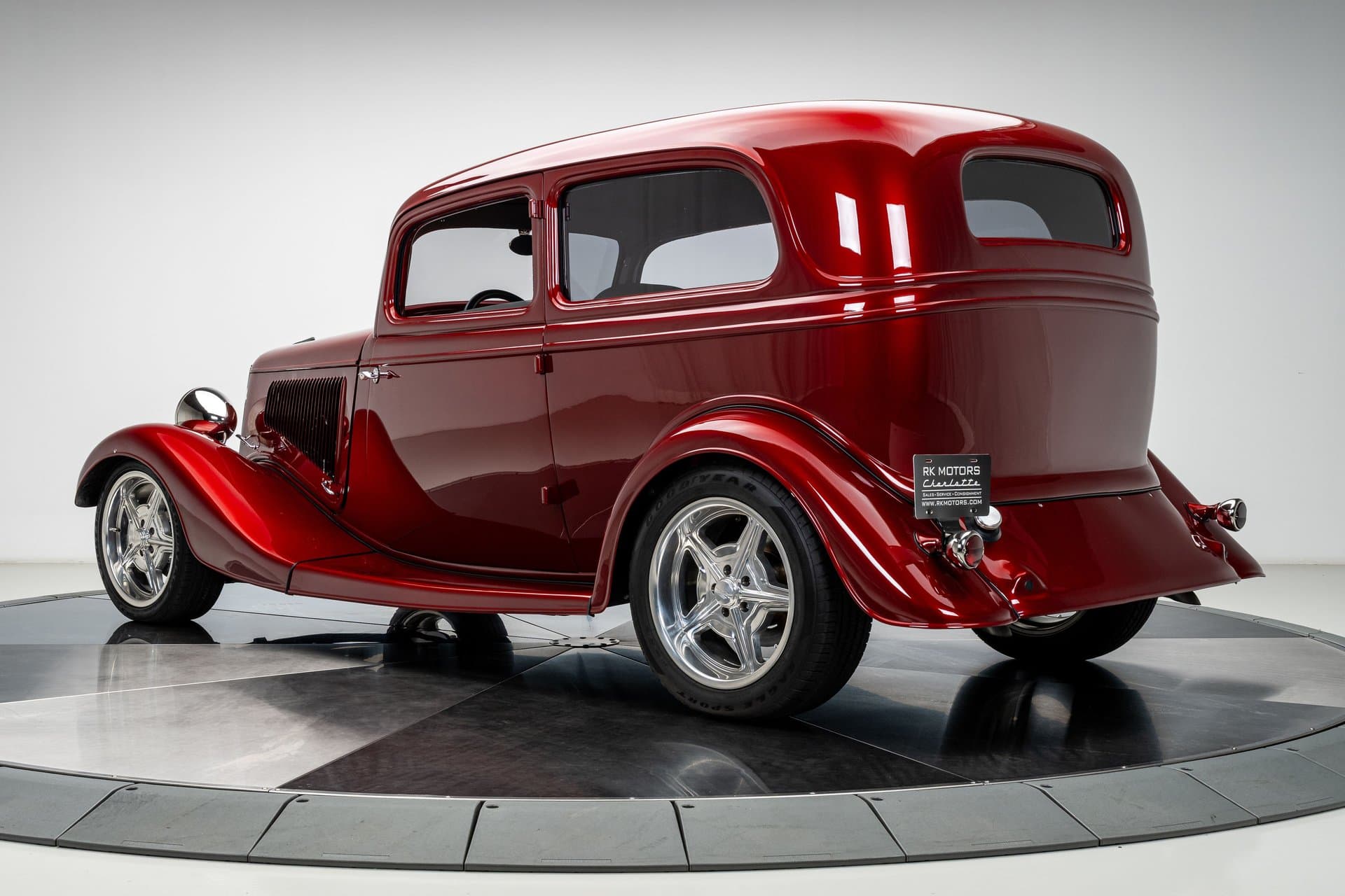 1934 Ford Sedan thumbnail 11