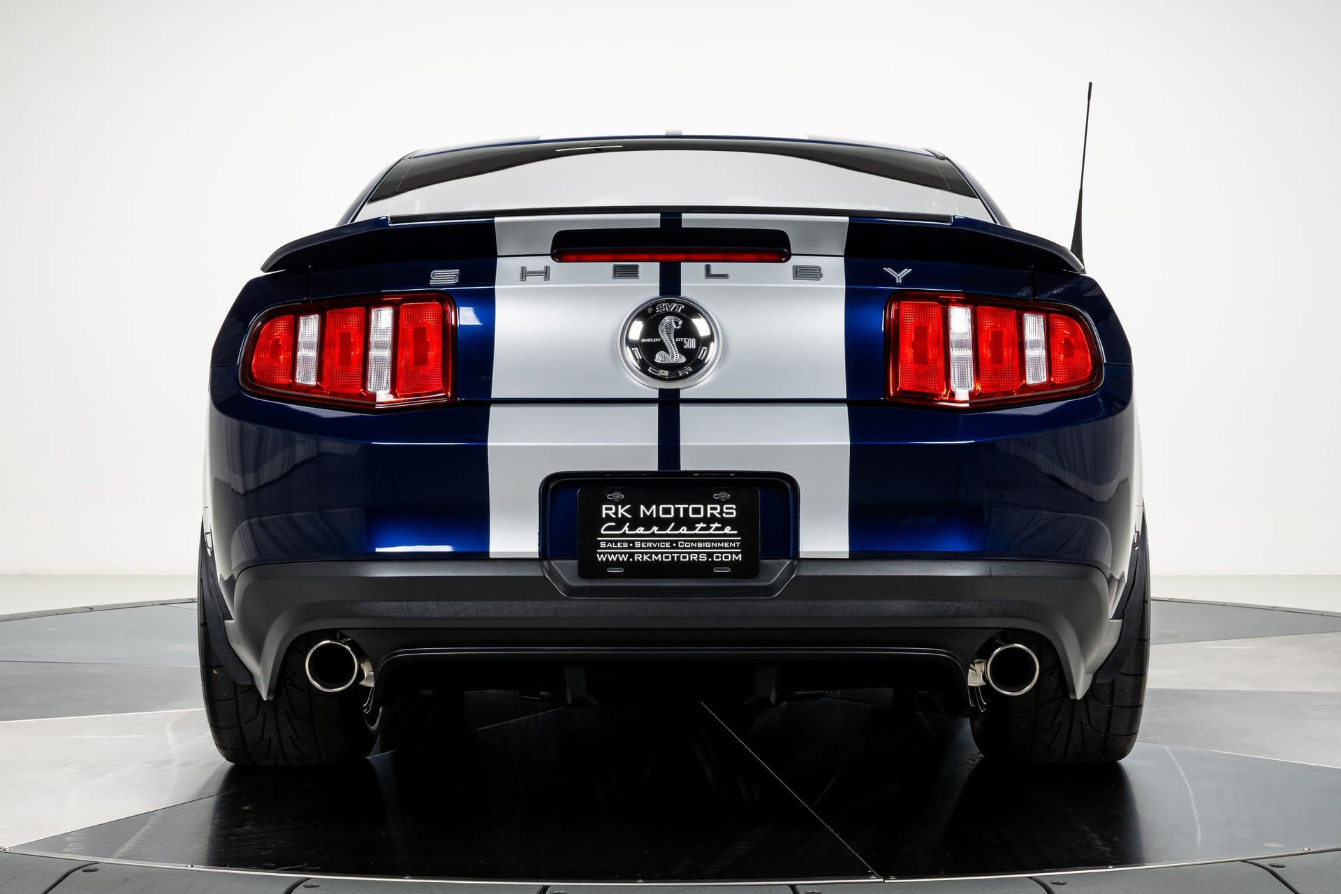 2010 Ford Mustang Shelby GT500 thumbnail 8