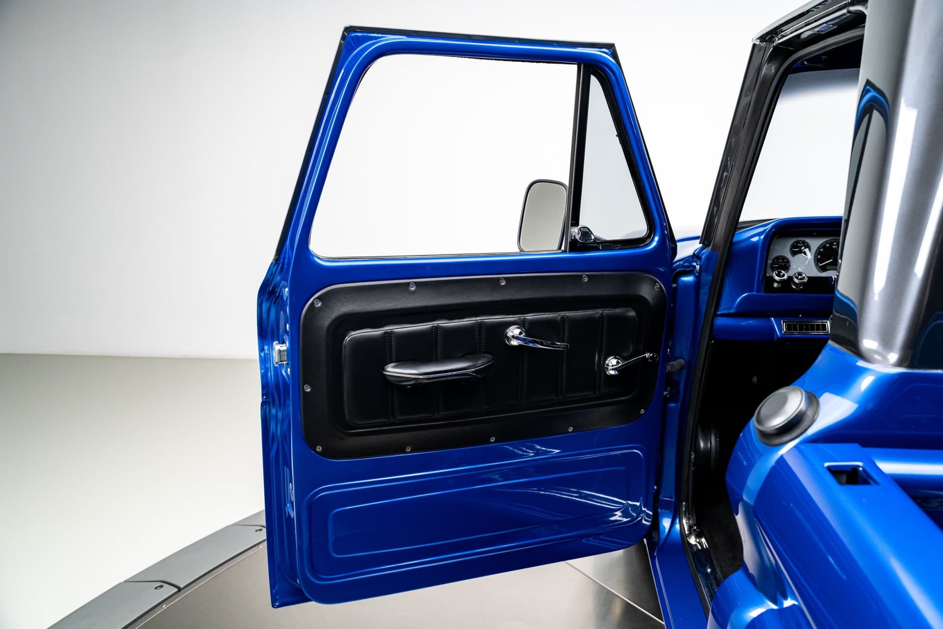 1964 Chevrolet C10 Pickup Truck thumbnail 22