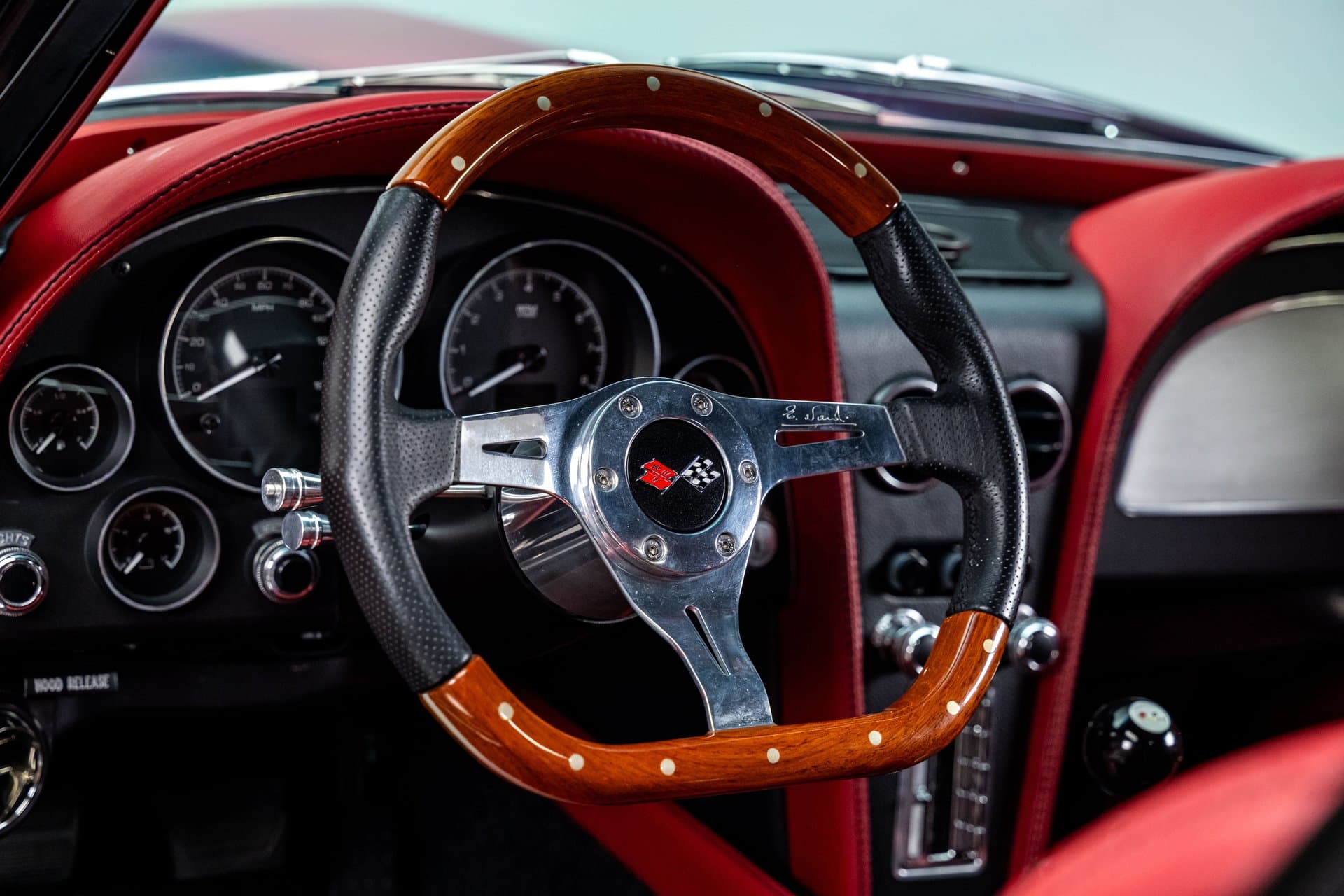 1965 Chevrolet Corvette thumbnail 15