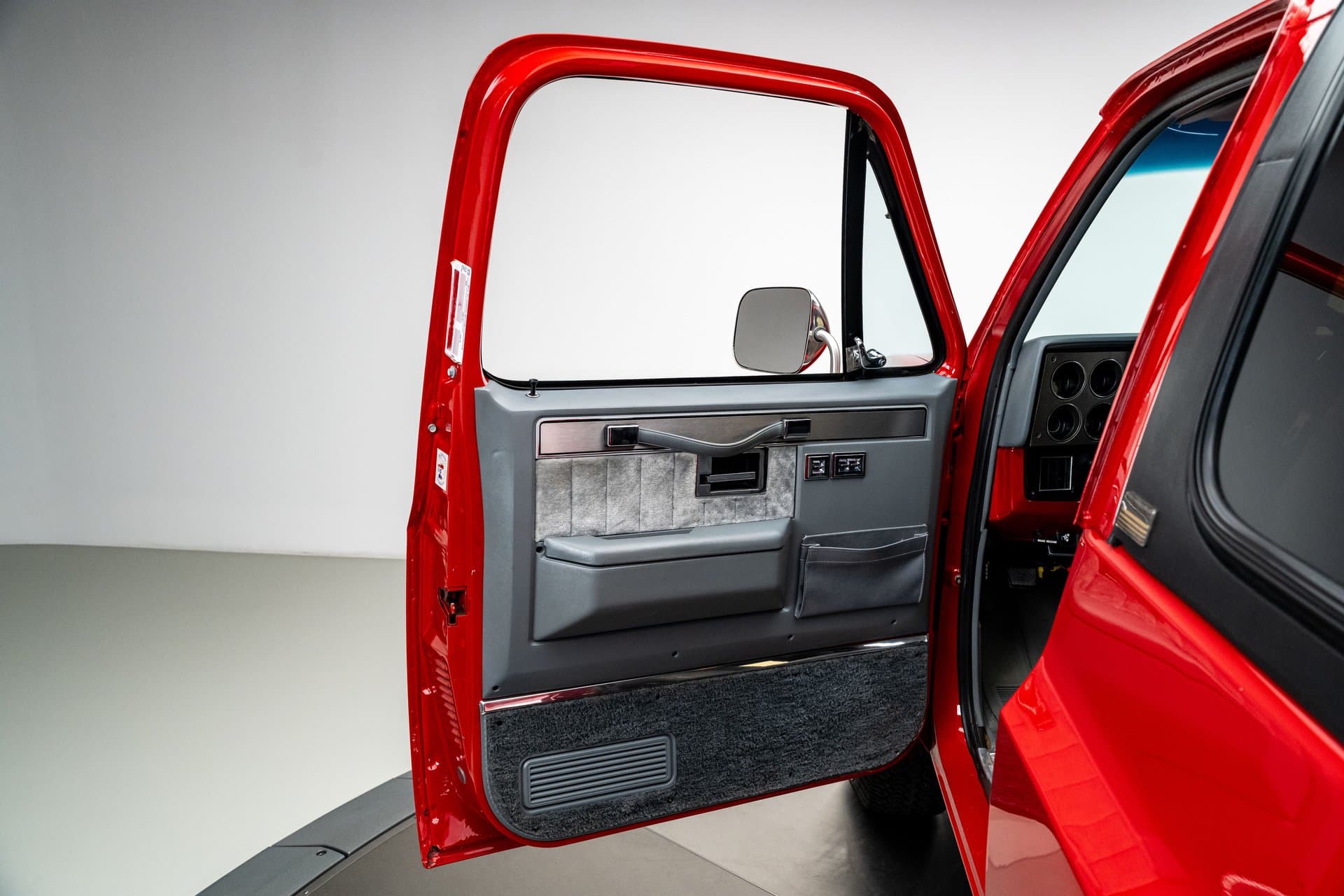 1989 Chevrolet K5 Blazer thumbnail 14