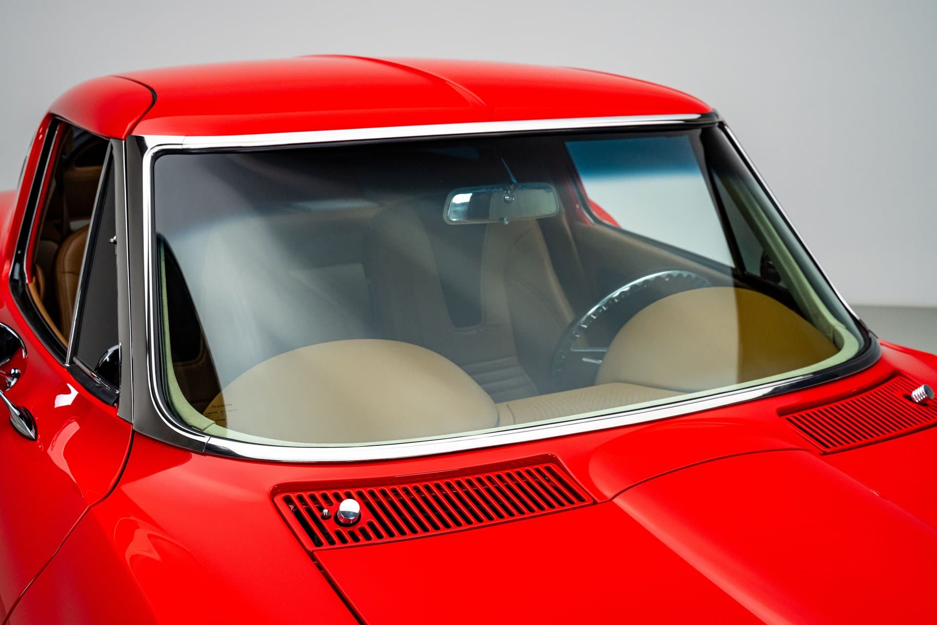 1963 Chevrolet Corvette Split Window thumbnail 4