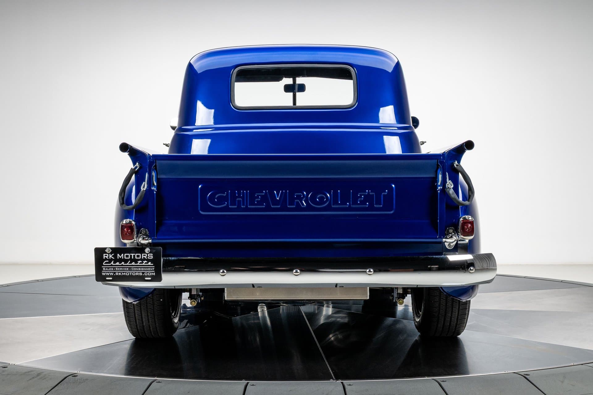 1952 Chevrolet 3600 Pickup Truck thumbnail 9