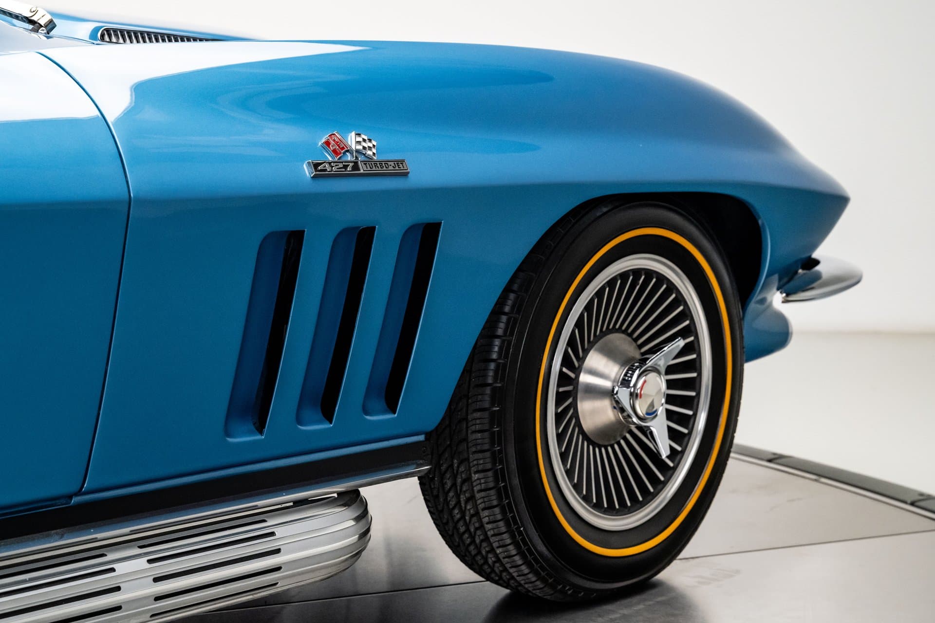 1966 Chevrolet Corvette thumbnail 7